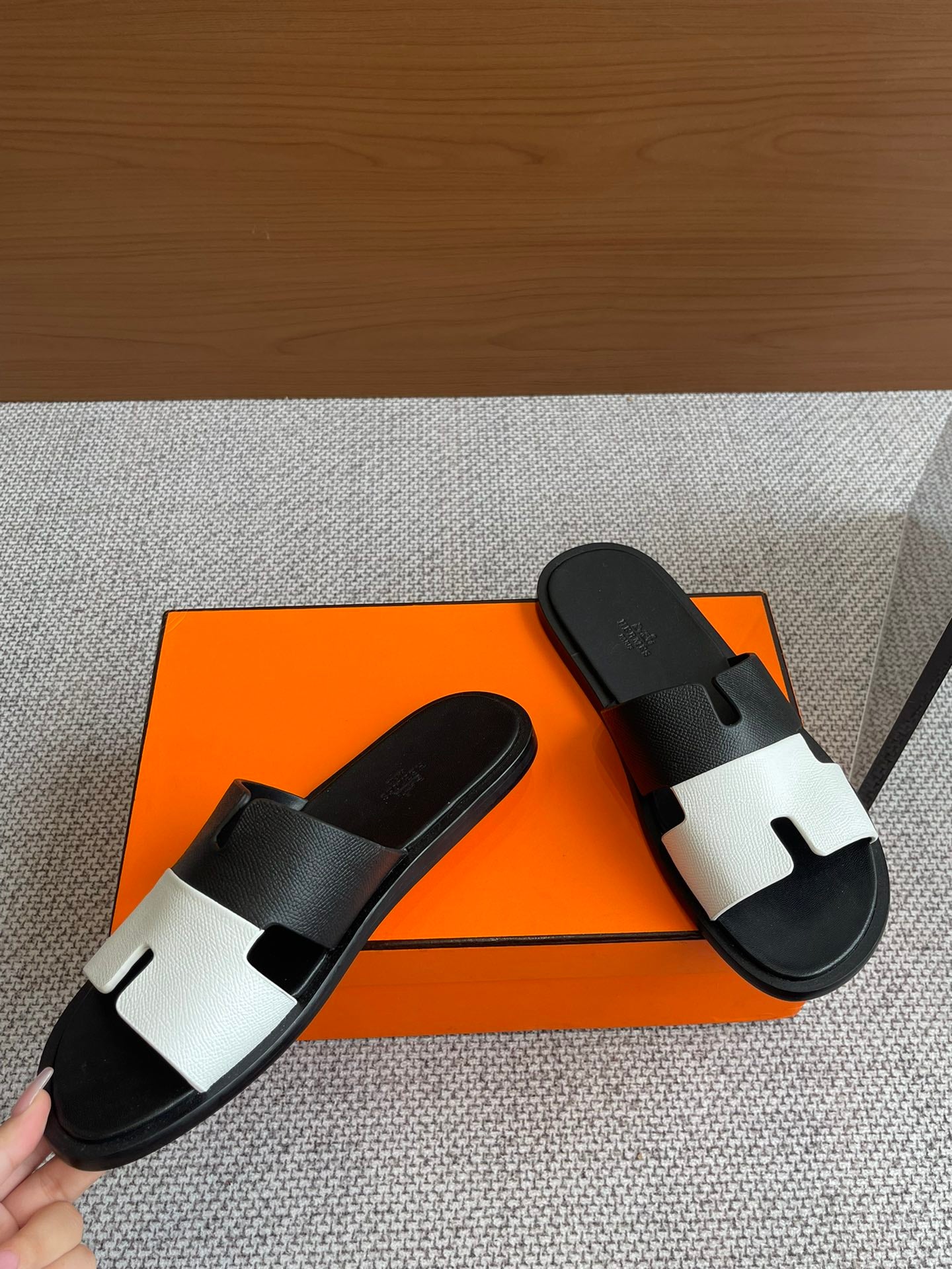 LuxluxHouse Best Quality Women Shoes Hermes