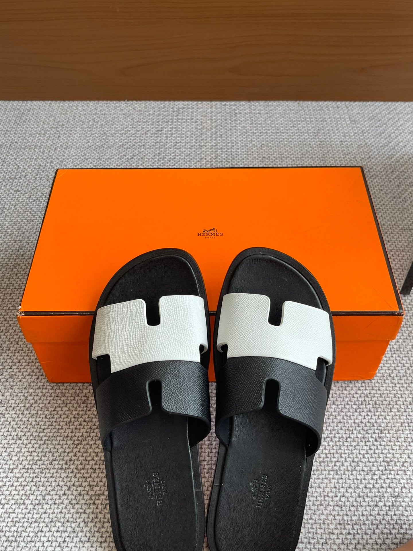 LuxluxHouse Best Quality Women Shoes Hermes