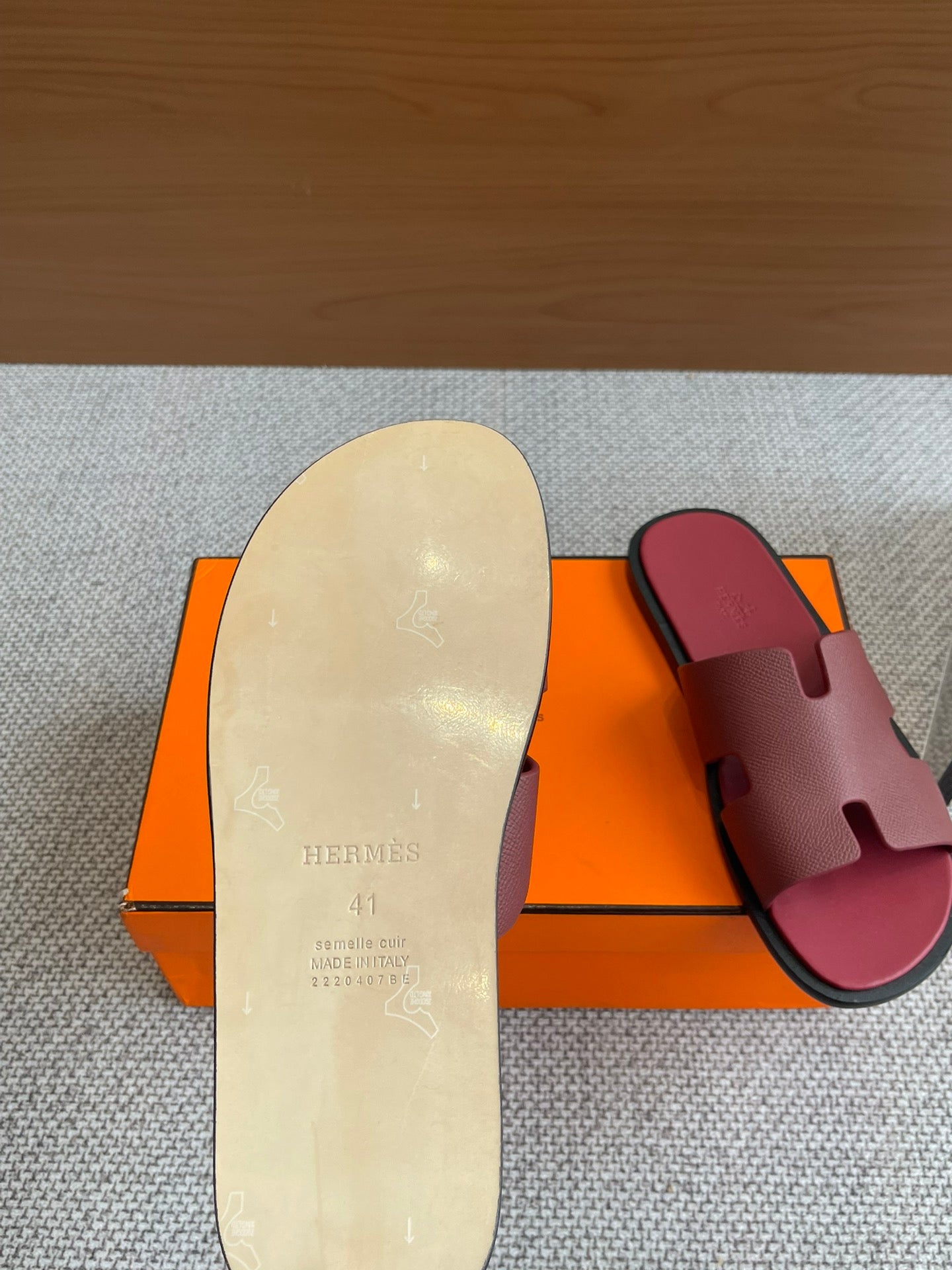 LuxluxHouse Best Quality Women Shoes Hermes