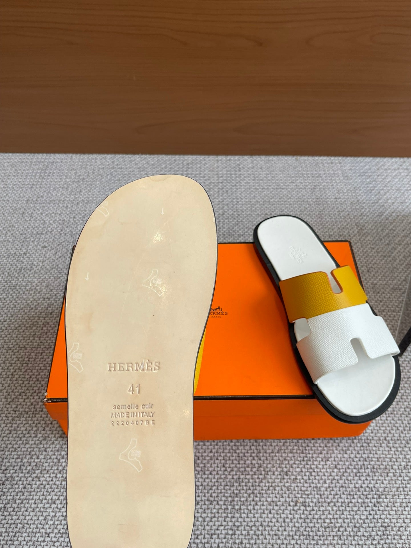 LuxluxHouse Best Quality Women Shoes Hermes