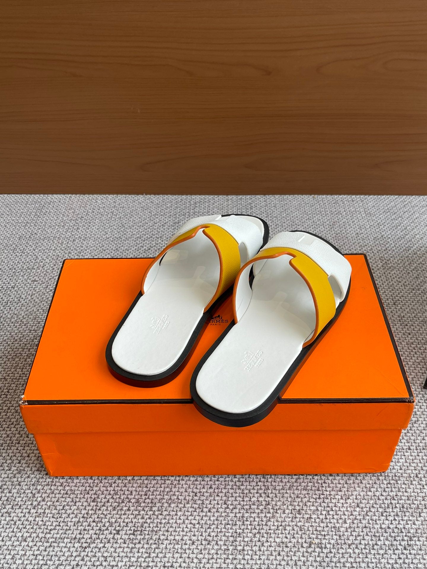 LuxluxHouse Best Quality Women Shoes Hermes