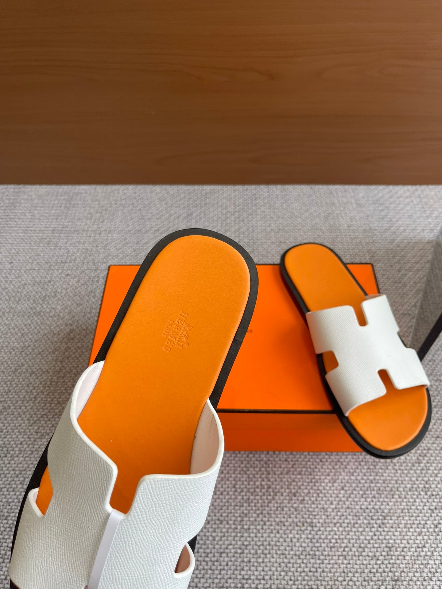 LuxluxHouse Best Quality Women Shoes Hermes