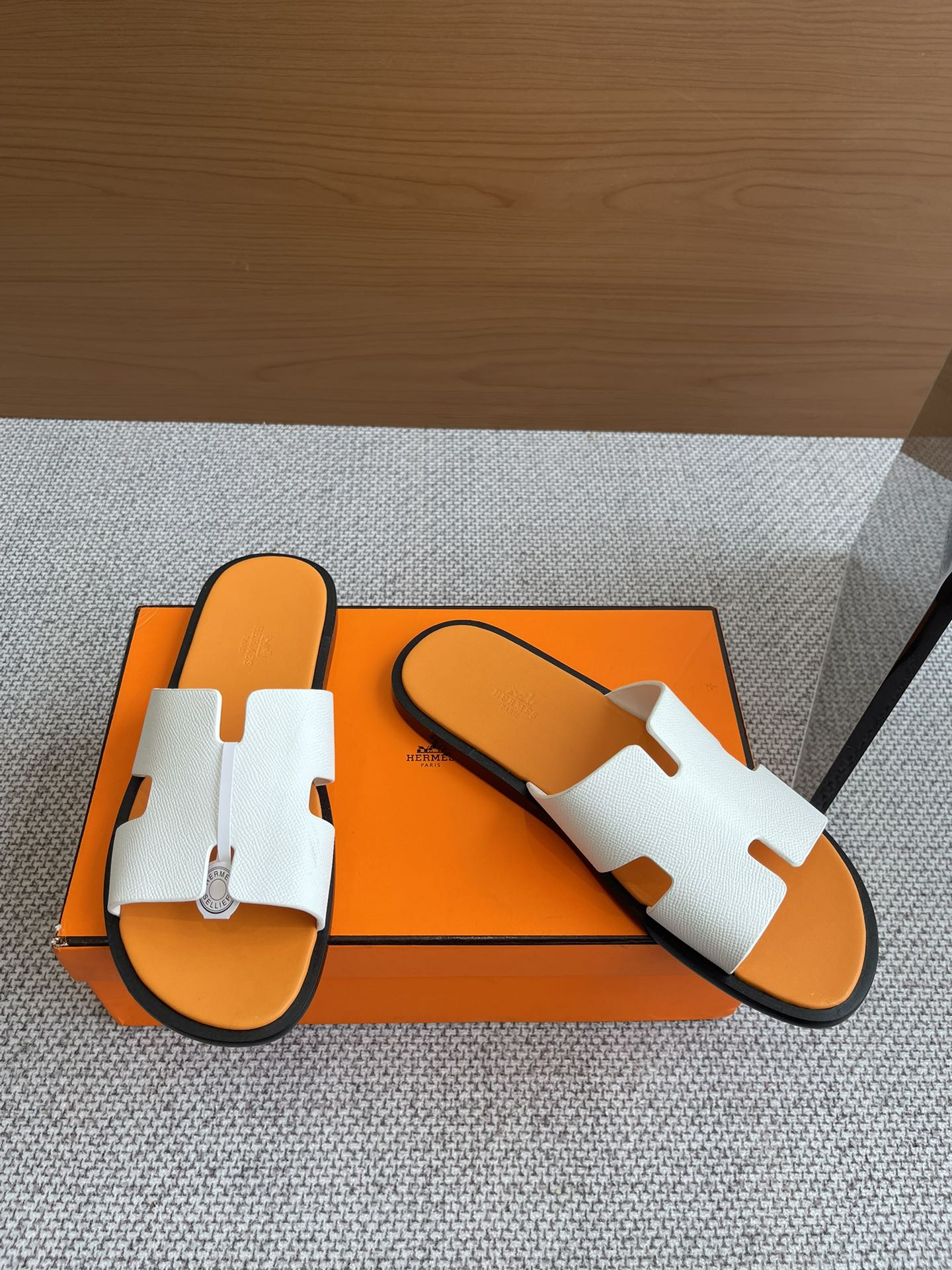 LuxluxHouse Best Quality Women Shoes Hermes