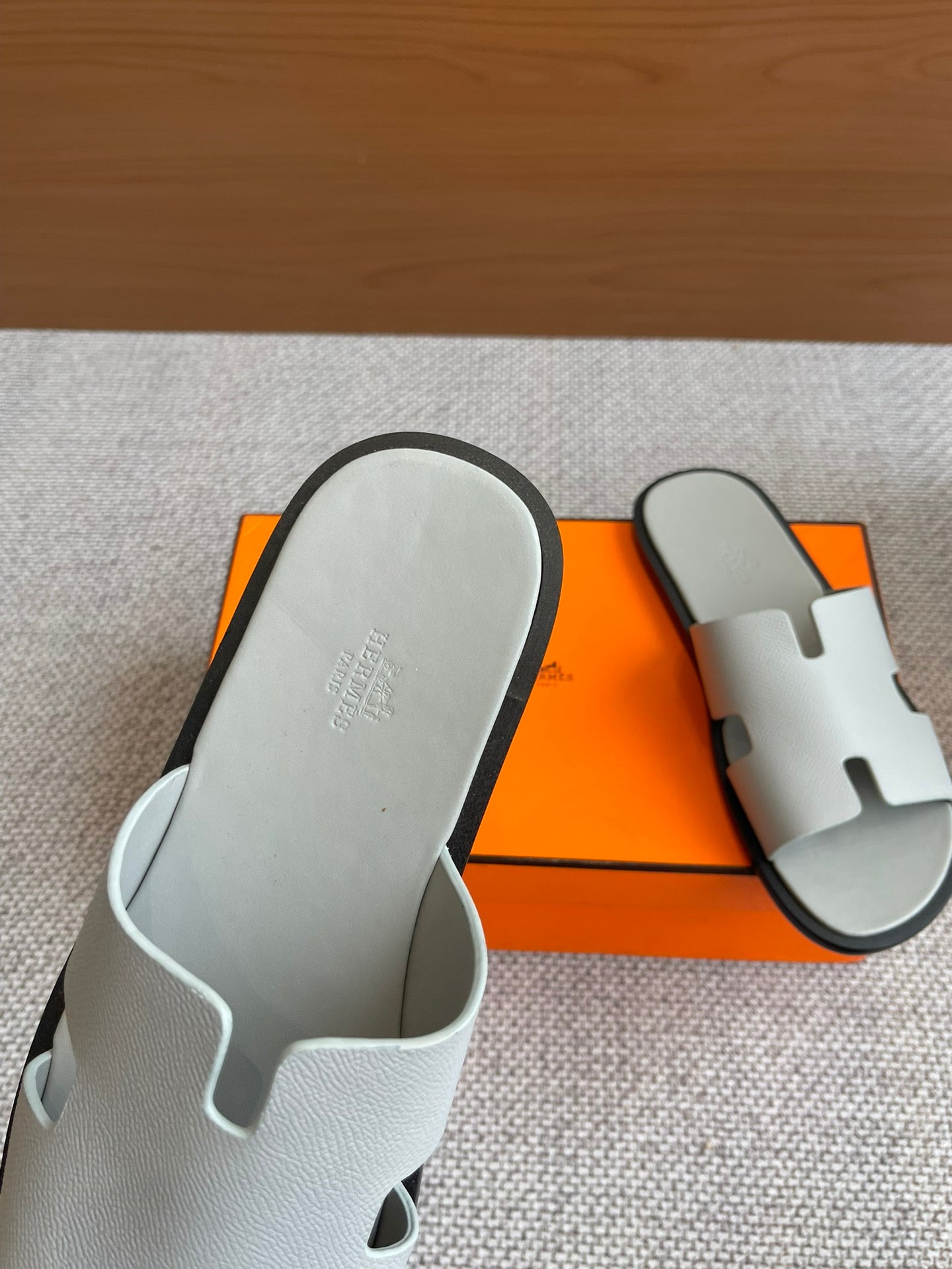 LuxluxHouse Best Quality Women Shoes Hermes