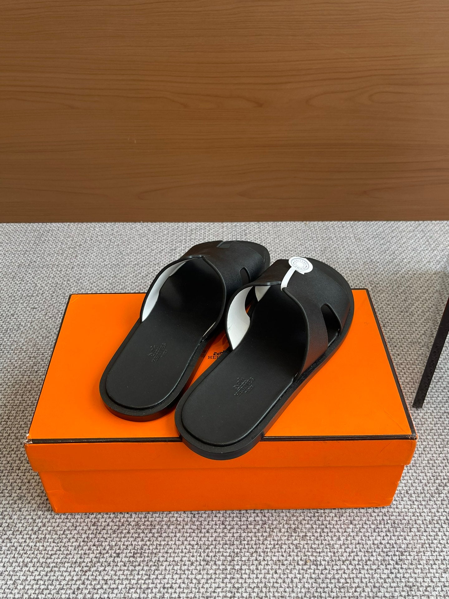 LuxluxHouse Best Quality Women Shoes Hermes