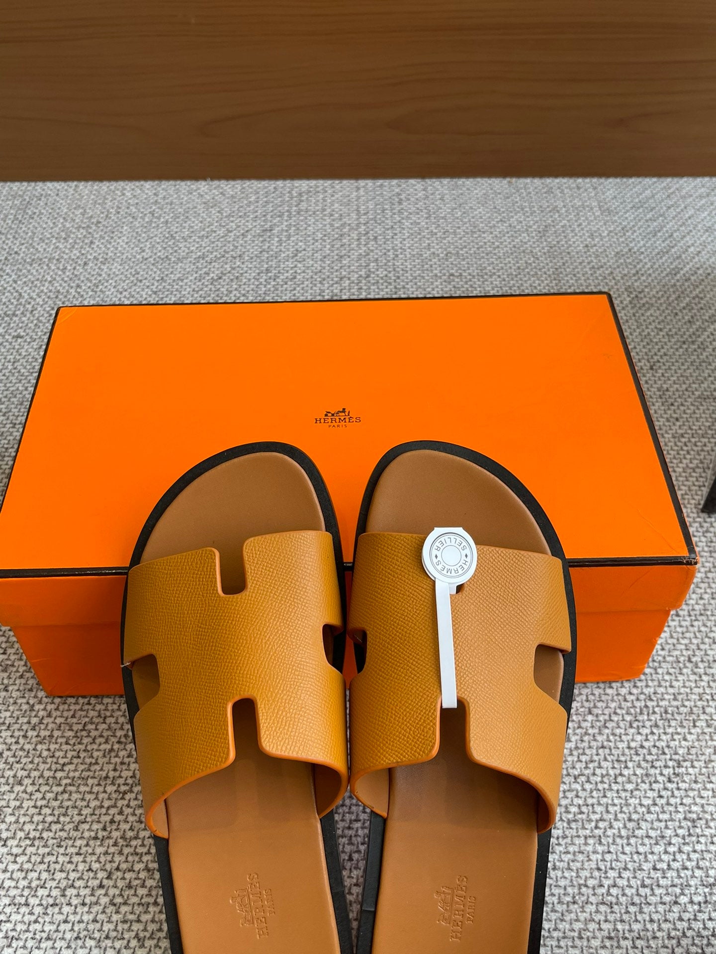 LuxluxHouse Best Quality Women Shoes Hermes