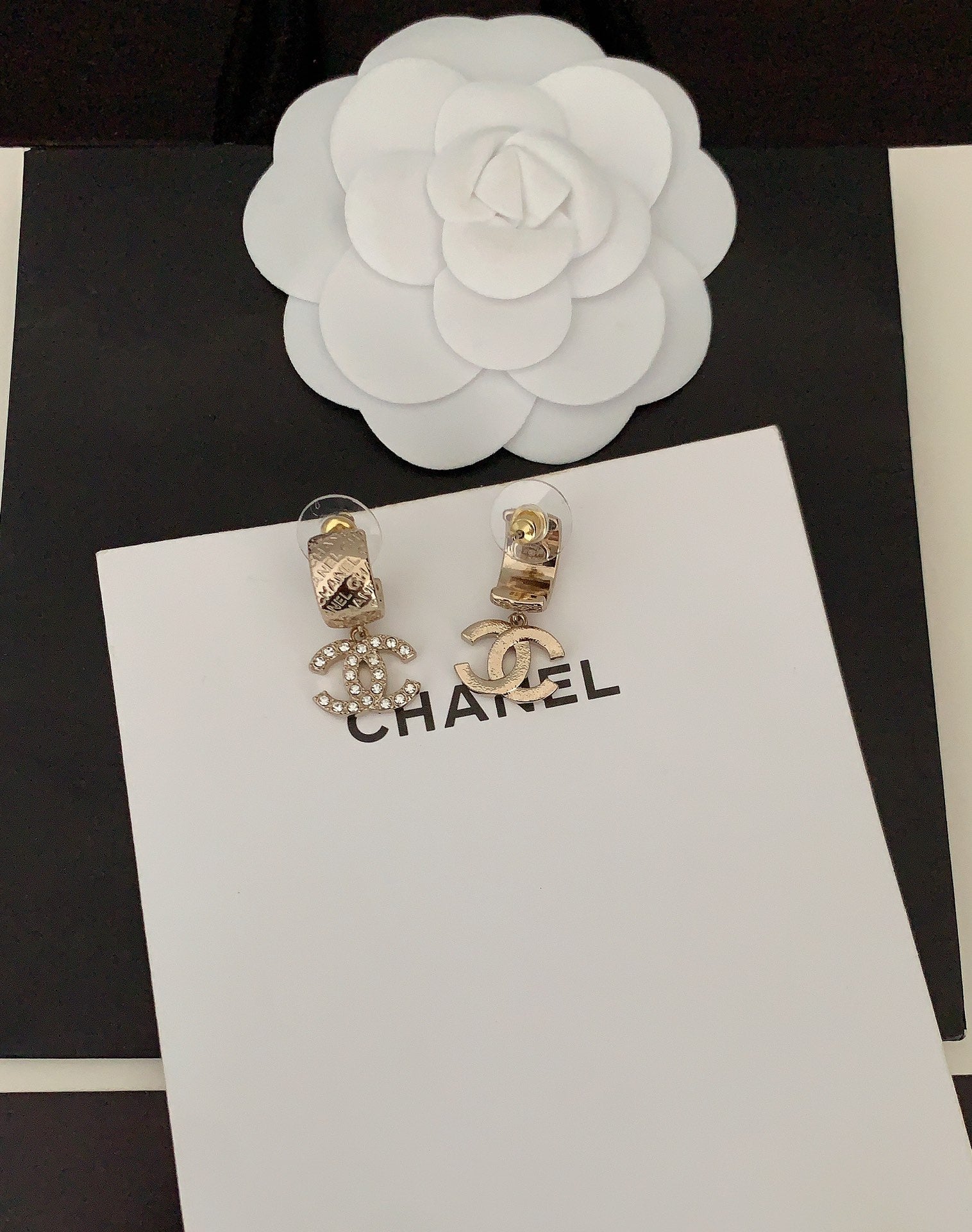 LuxluxHouse Best Quality Accessories Chanel