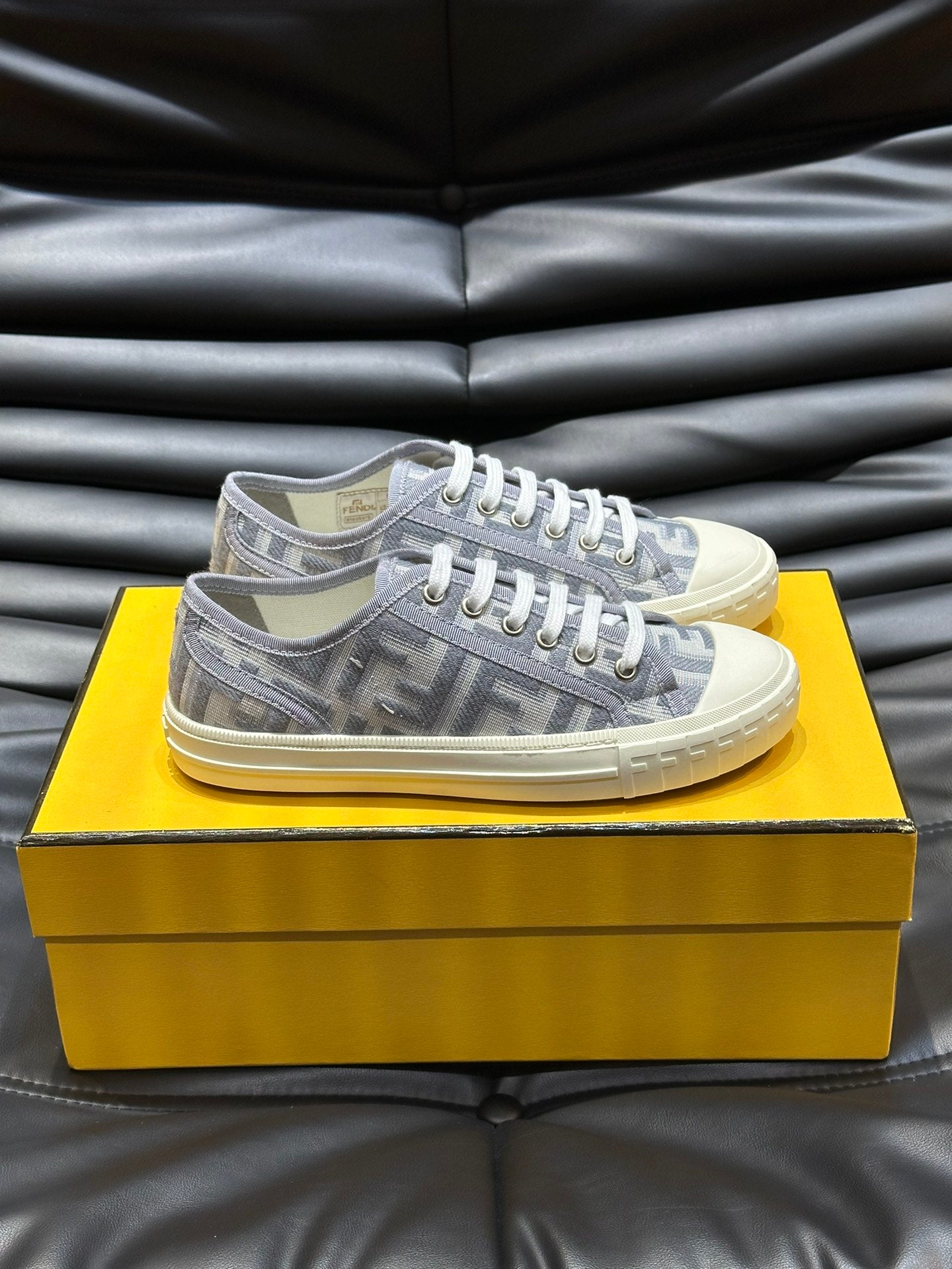 LuxluxHouse Best Quality Shoes Fendi
