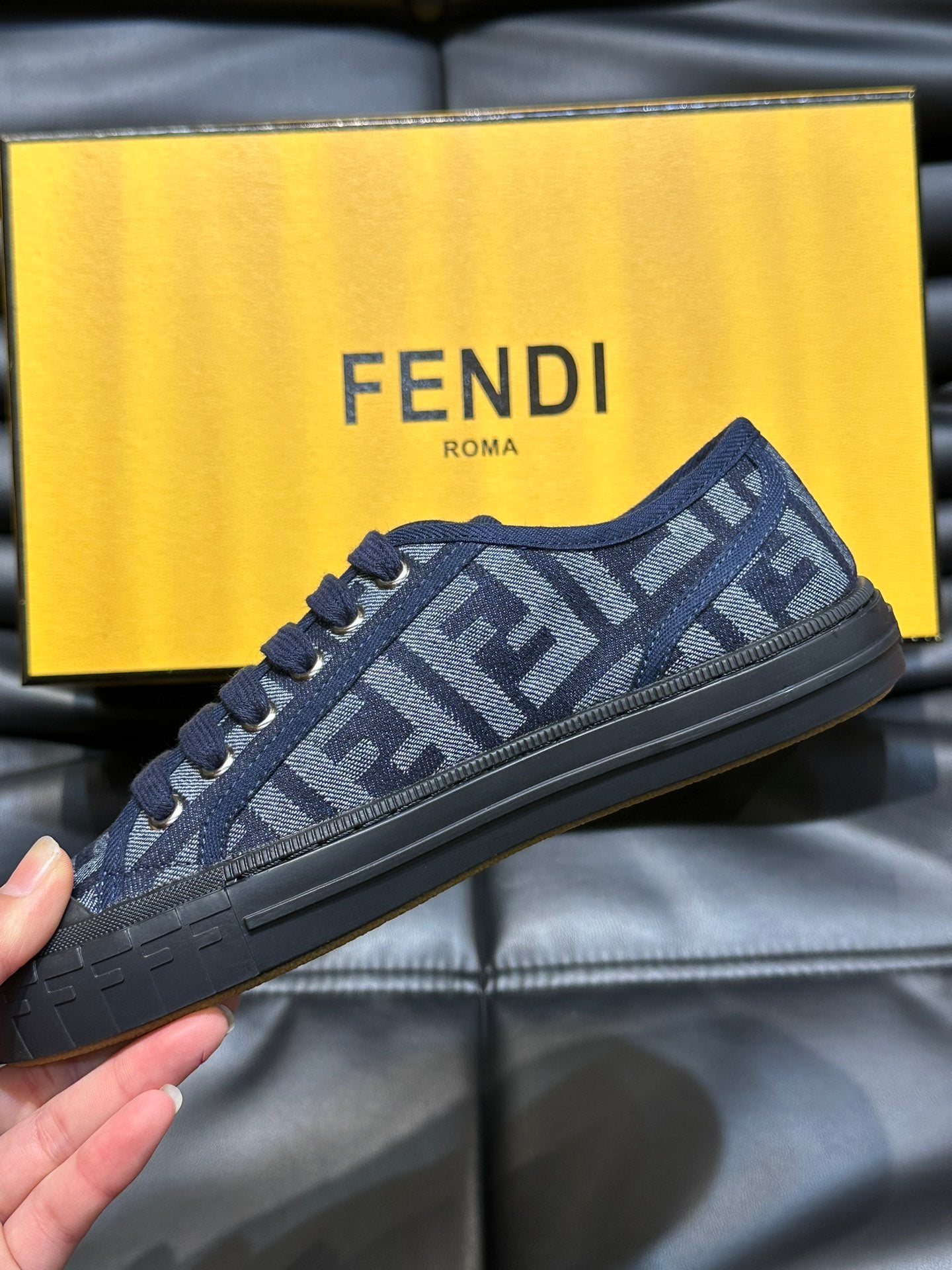 LuxluxHouse Best Quality Shoes Fendi