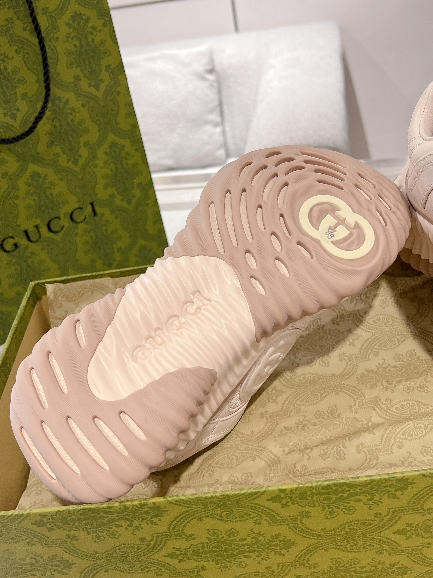 LuxluxHouse Best Quality Gucci Women Shoes