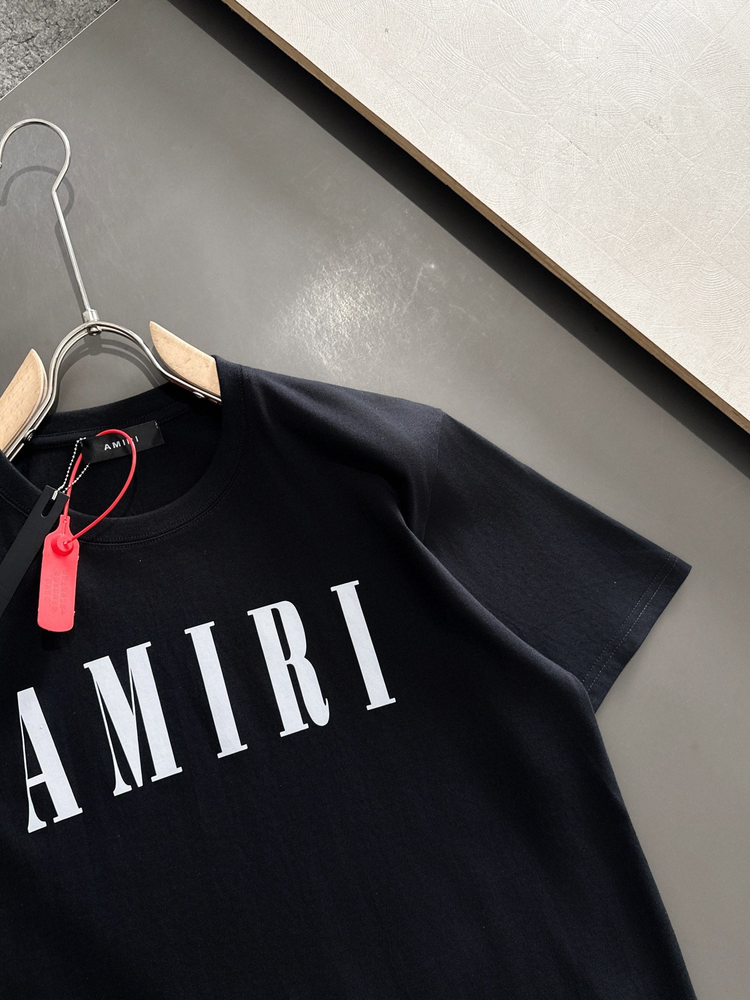 LuxluxHouse Best Quality Clothes Amiri T-shirt