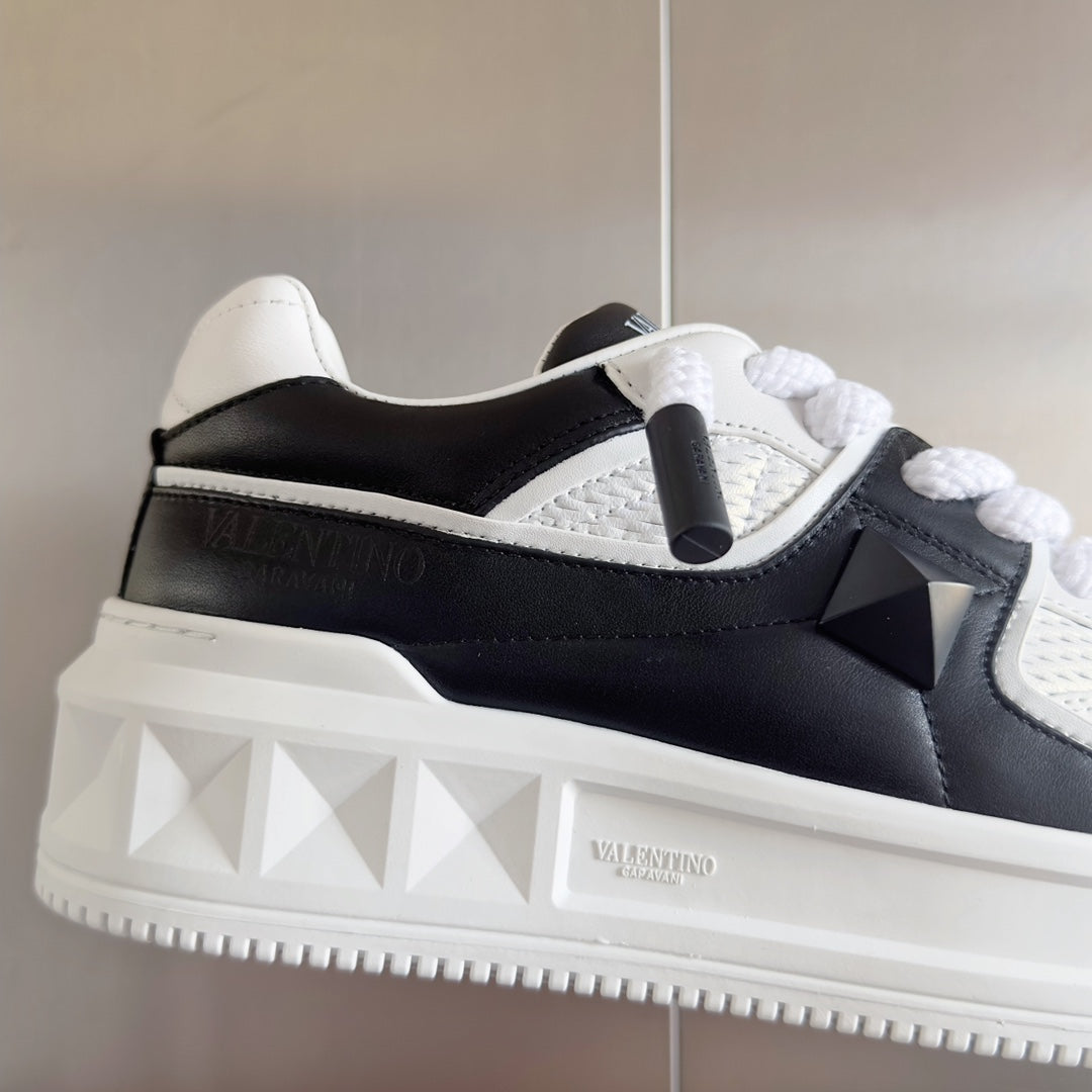 LuxluxHouse Best Quality Valentino Women Shoes