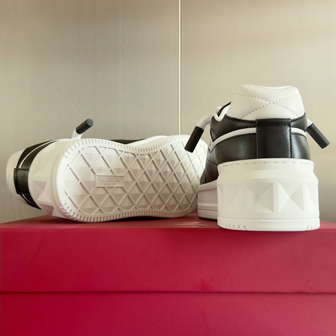 LuxluxHouse Best Quality Valentino Women Shoes