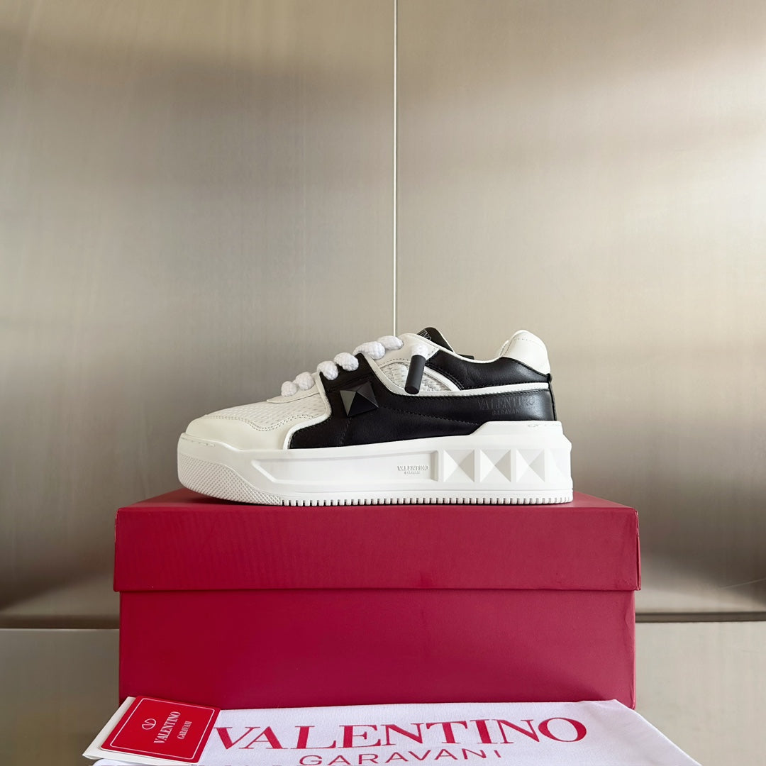 LuxluxHouse Best Quality Valentino Women Shoes