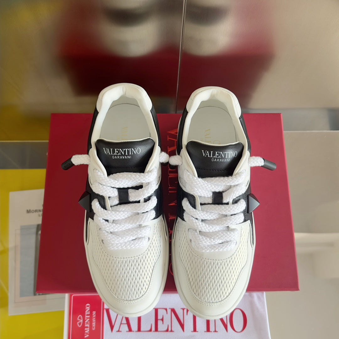 LuxluxHouse Best Quality Valentino Women Shoes