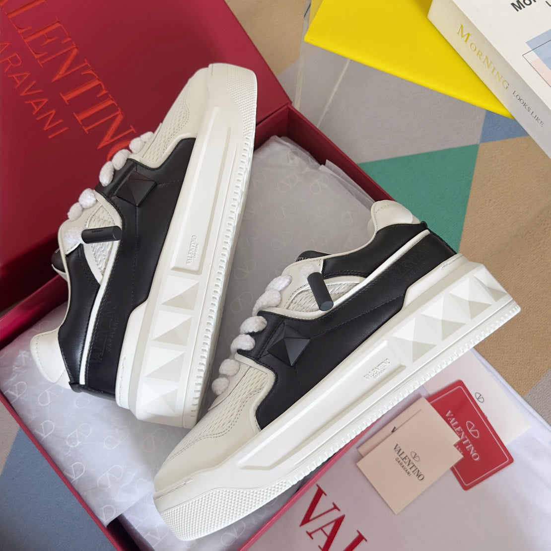 LuxluxHouse Best Quality Valentino Women Shoes
