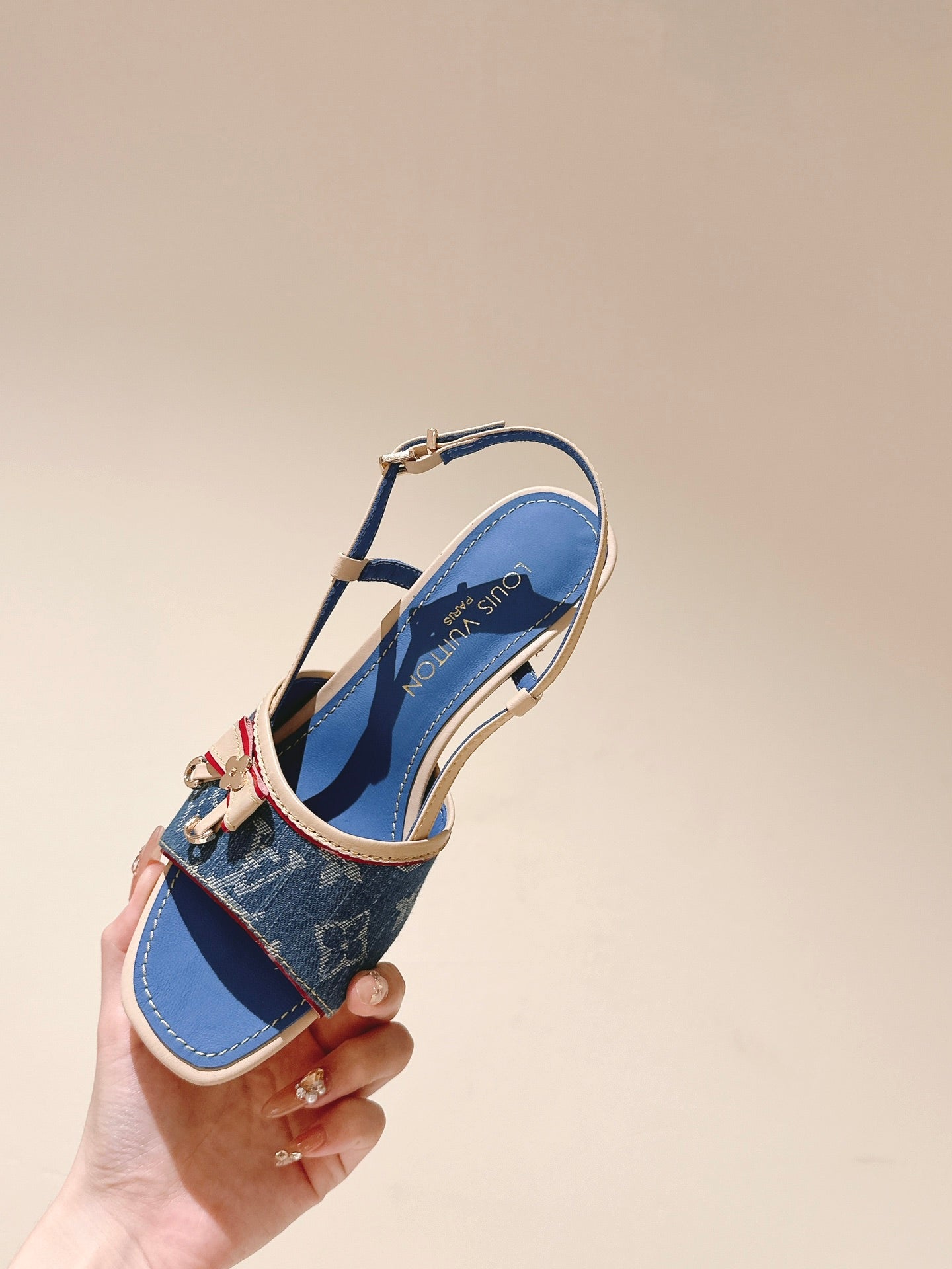 LuxluxHouse Best Quality Women Shoes Louis Vuitton