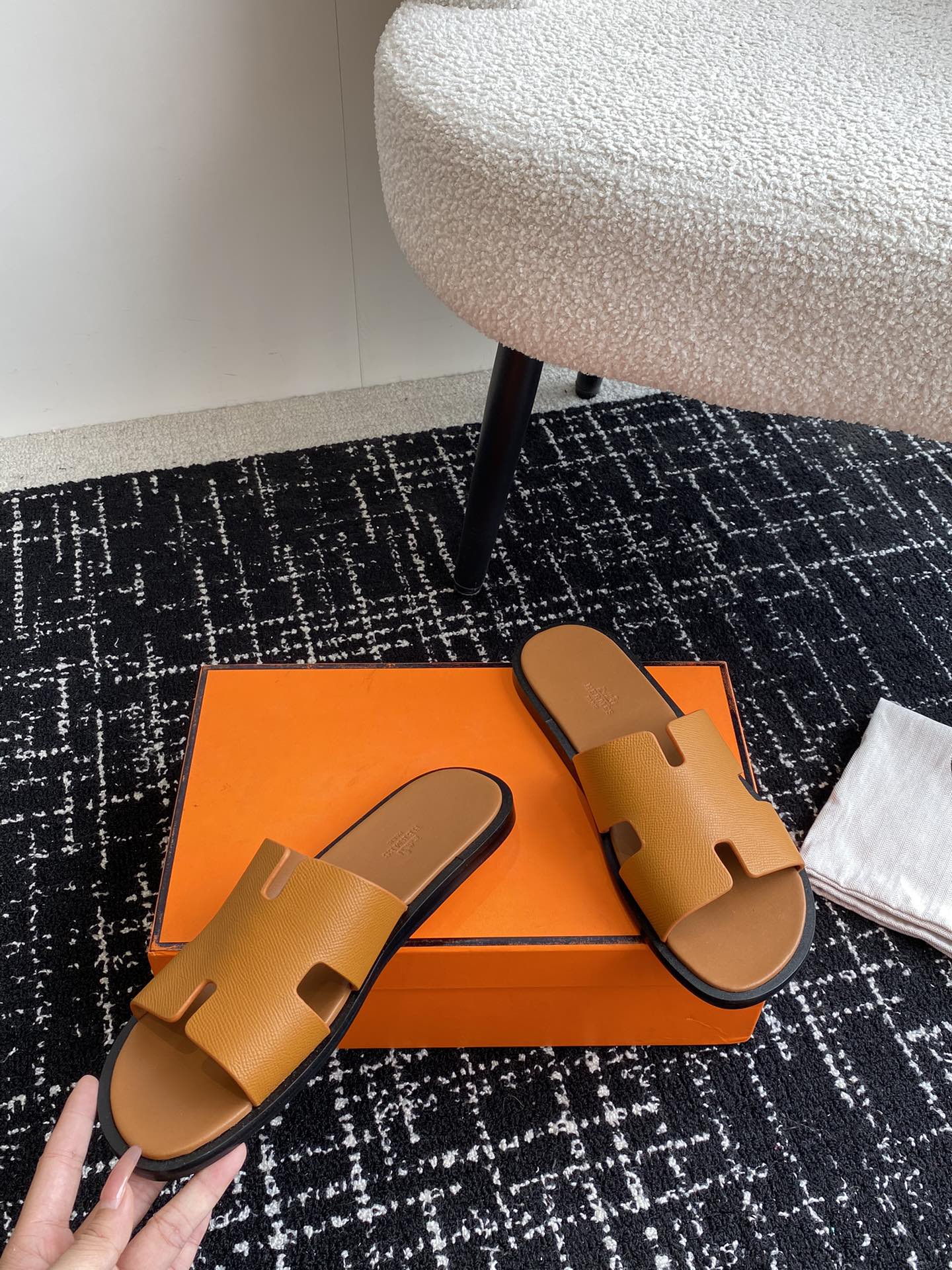 LuxluxHouse Best Quality Sandals Hermes