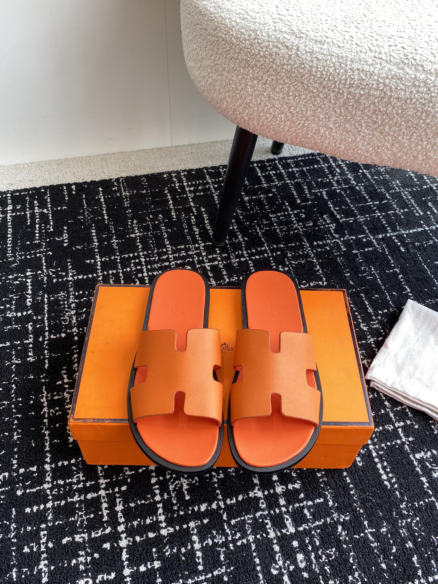 LuxluxHouse Best Quality Sandals Hermes