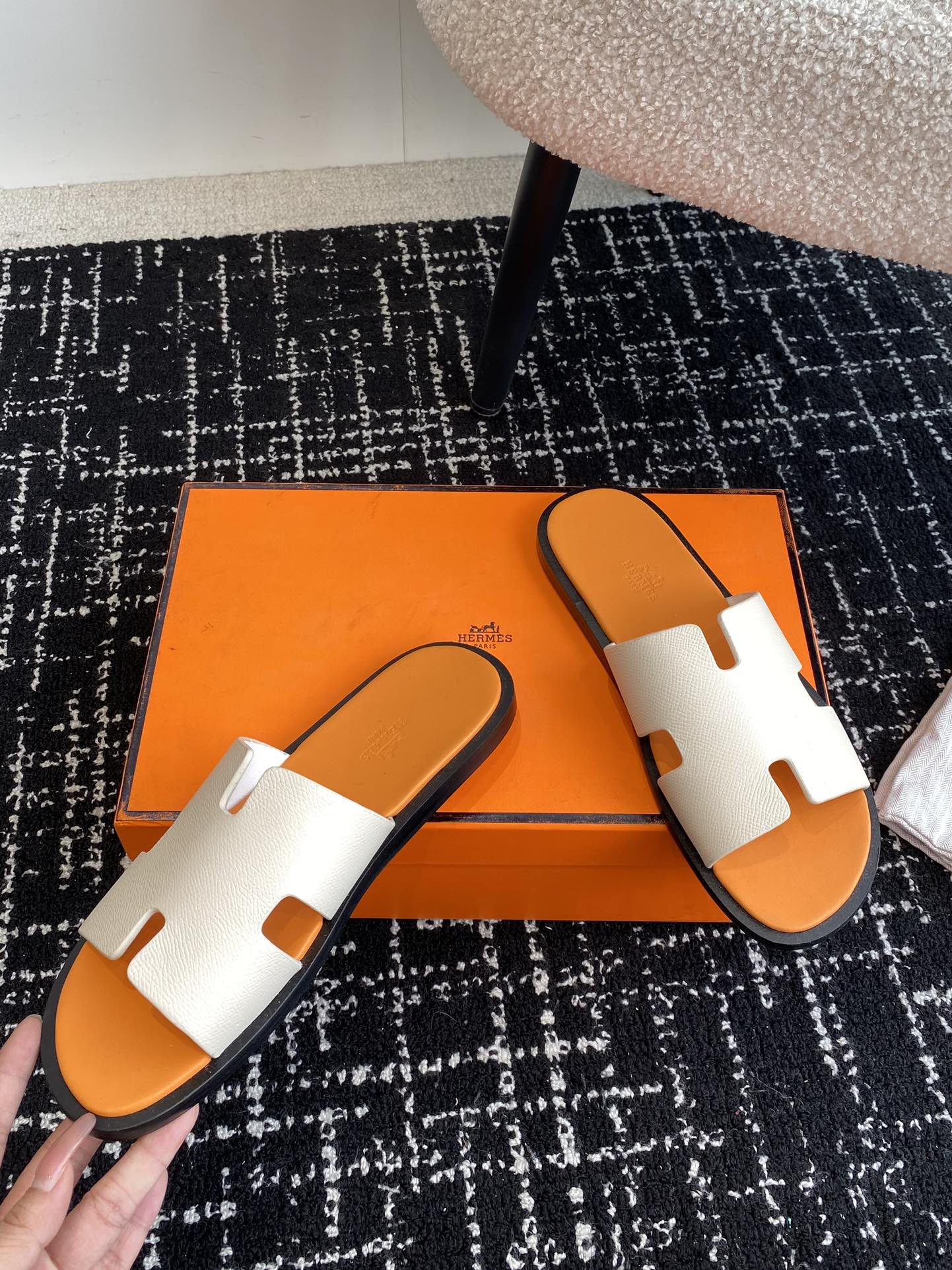 LuxluxHouse Best Quality Sandals Hermes