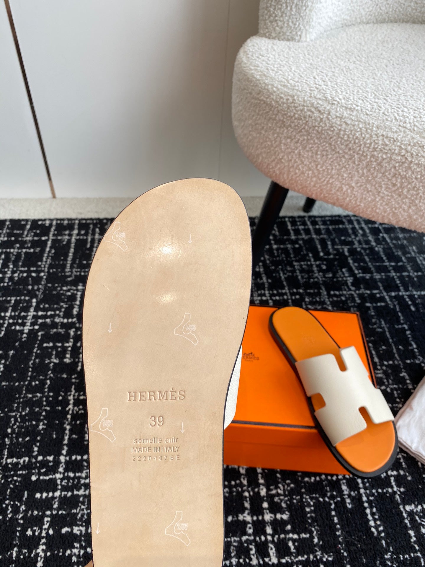 LuxluxHouse Best Quality Sandals Hermes