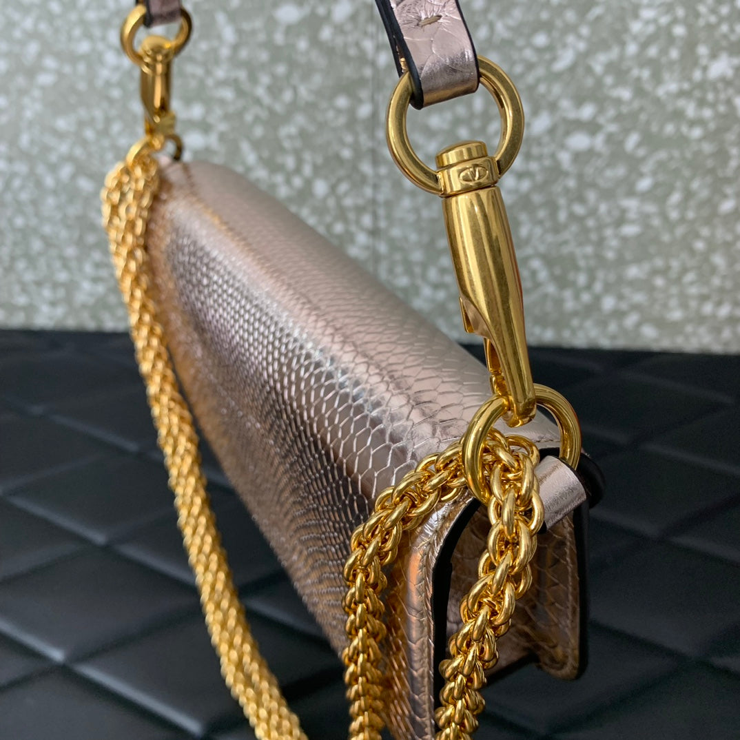 LuxluxHouse Best Quality Bags Valentino Women