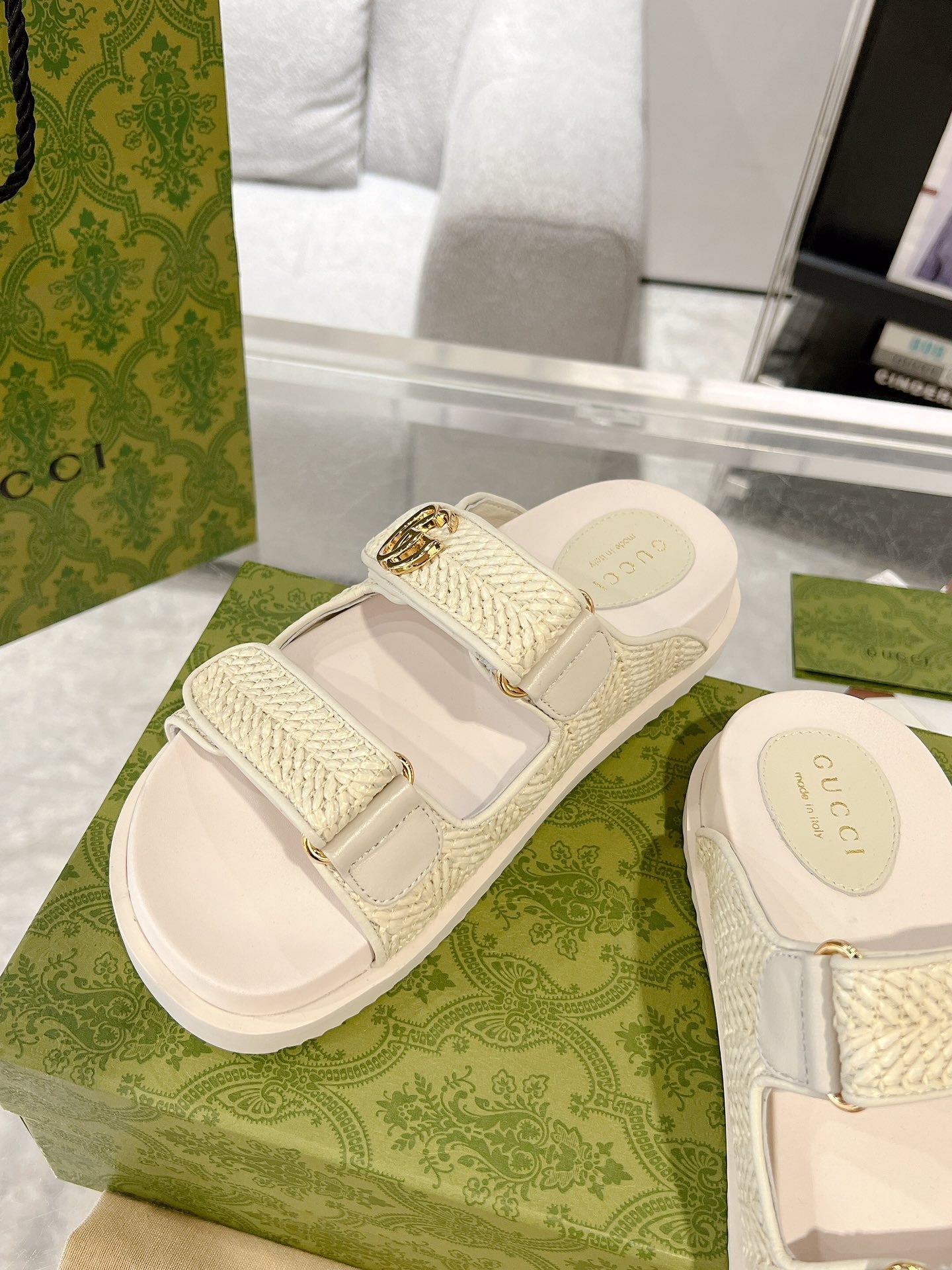 LuxluxHouse Best Quality Gucci Women Shoes