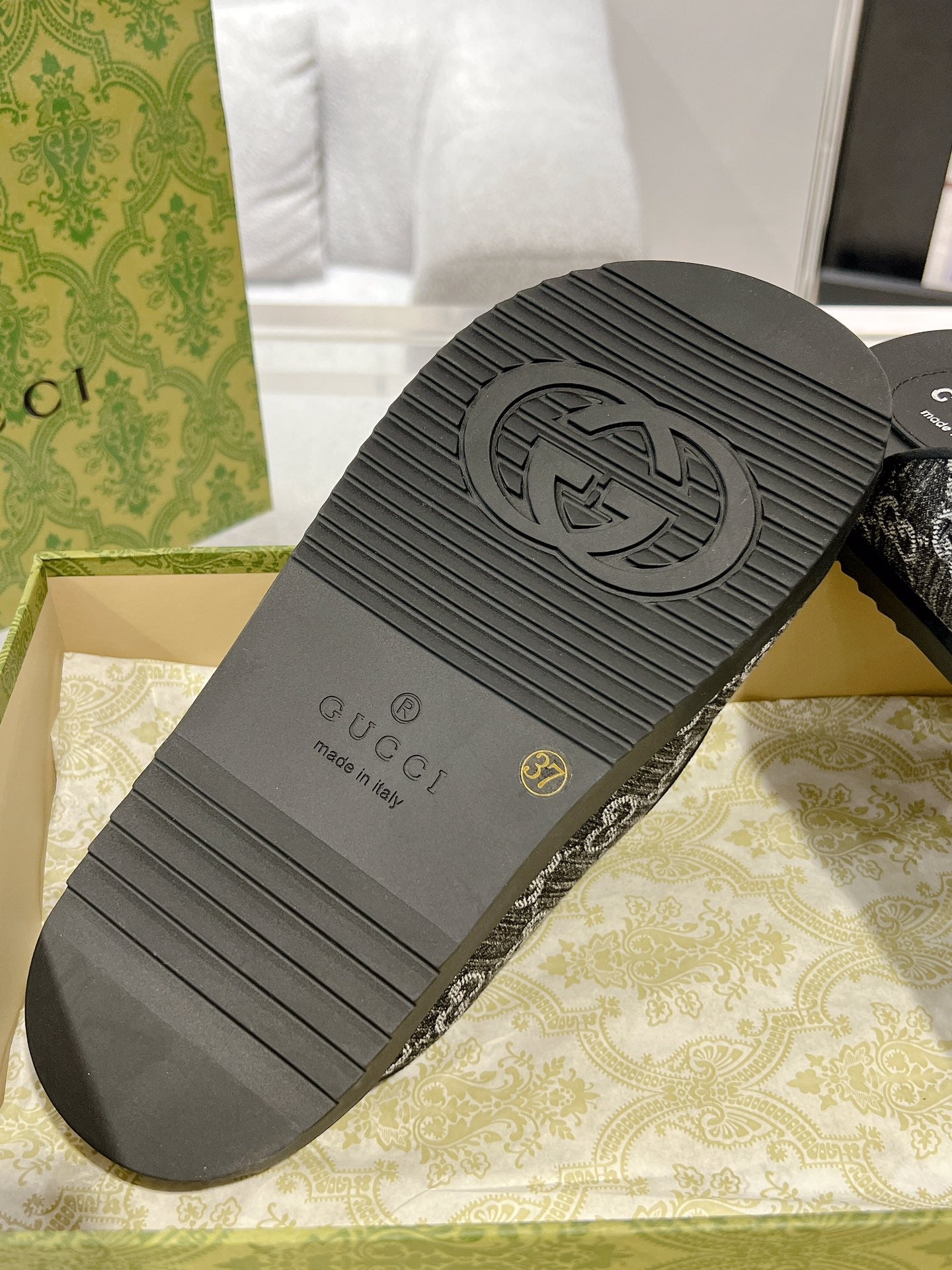 LuxluxHouse Best Quality Gucci Women Shoes