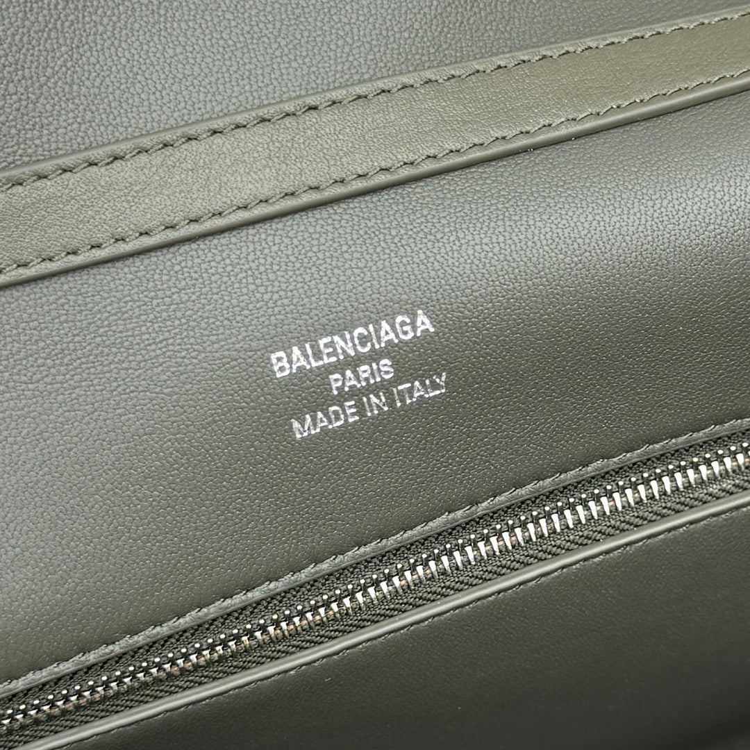 LuxluxHouse Best Quality Bags Balenciaga Women Men