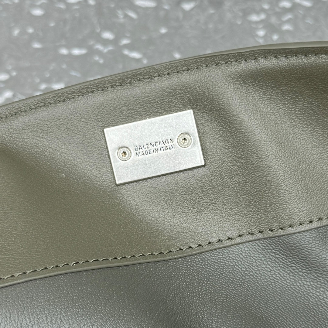 LuxluxHouse Best Quality Bags Balenciaga Women Men