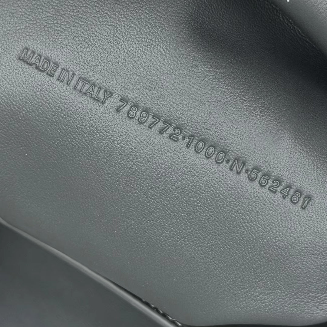 LuxluxHouse Best Quality Bags Balenciaga Women Men