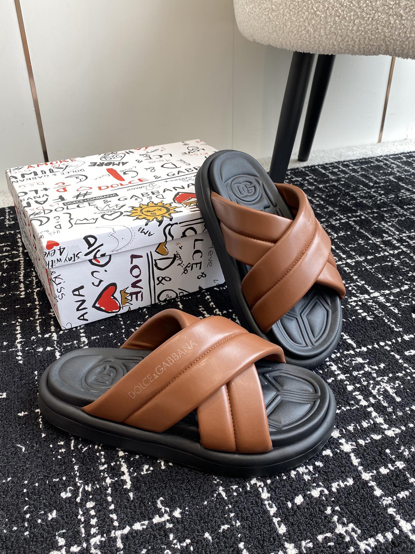 LuxluxHouse Best Quality Sandals Dolce & Gabbana