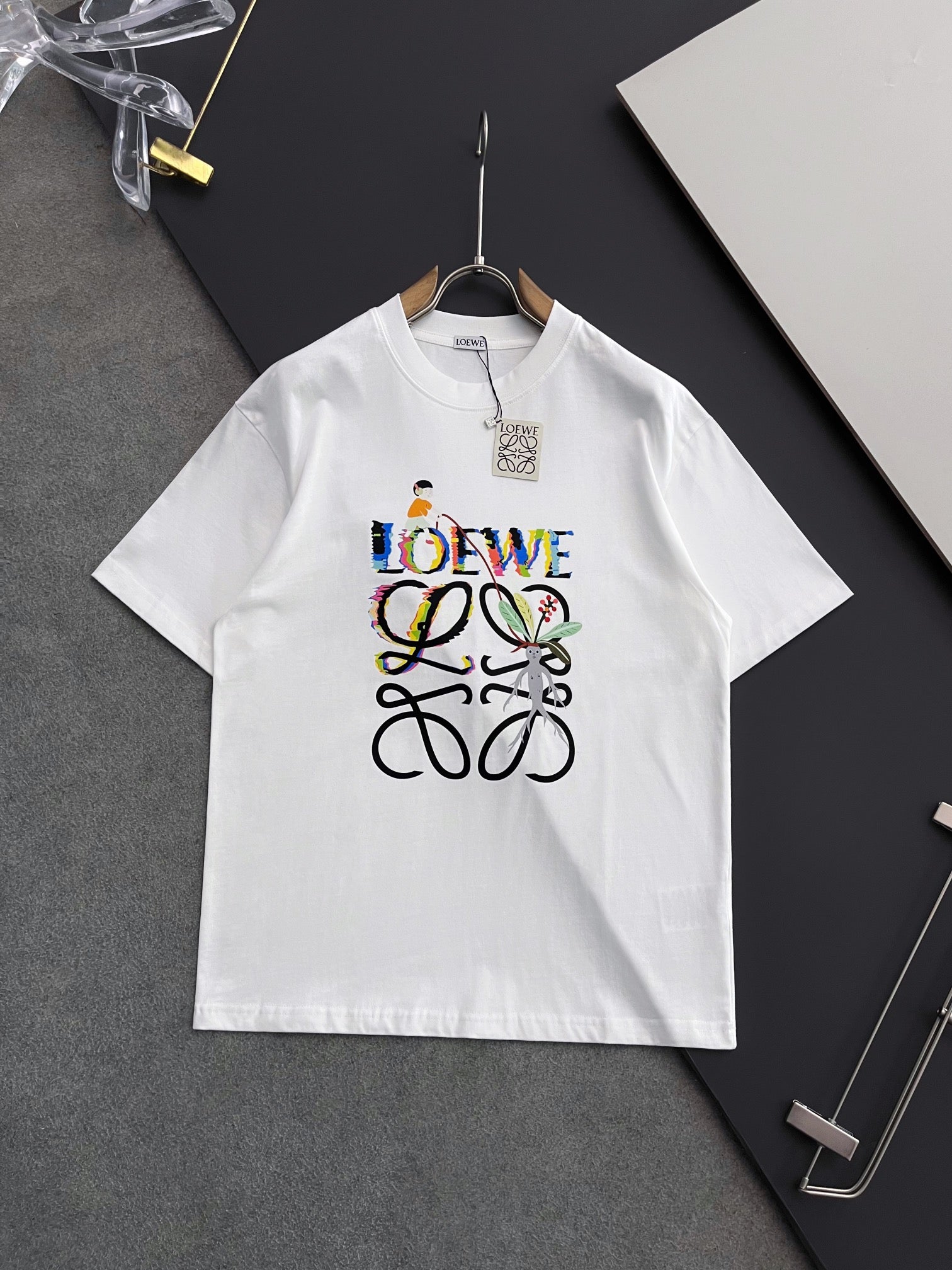 LuxluxHouse Best Quality Clothes T-shirt Loewe