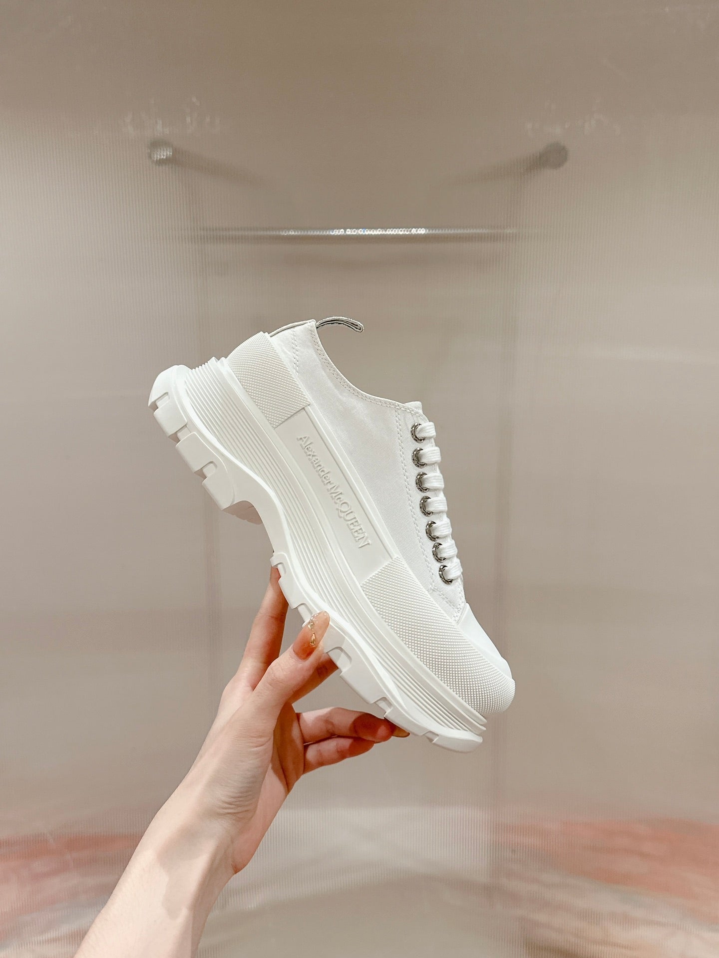 LuxluxHouse Best Quality Shoes Alexander McQueen