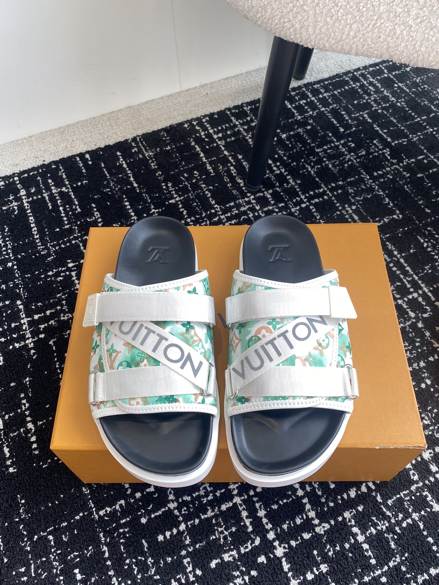 LuxluxHouse Best Quality Sandals Louis Vuitton