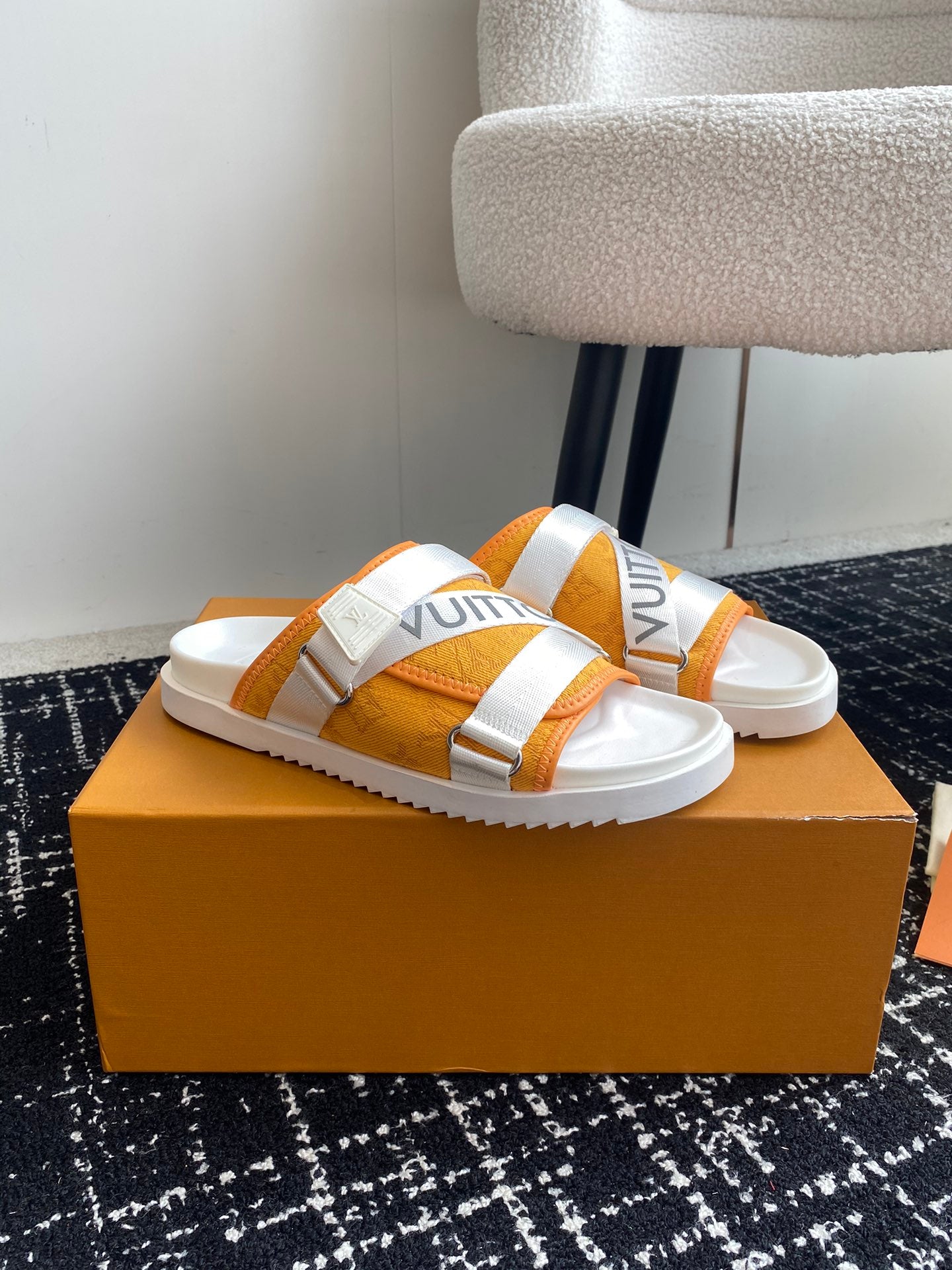 LuxluxHouse Best Quality Sandals Louis Vuitton