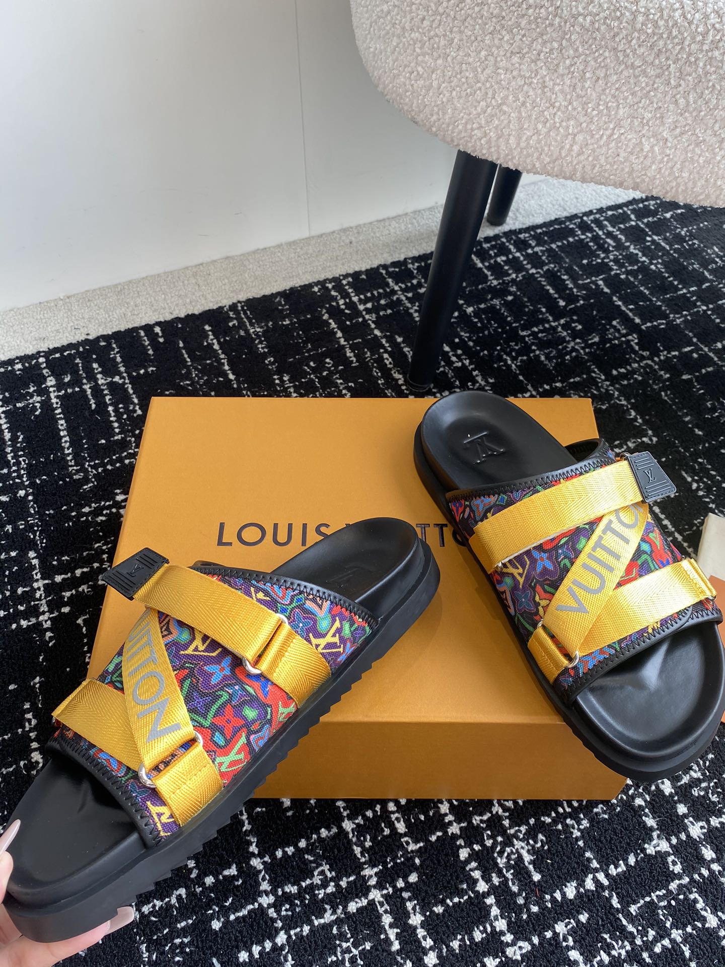 LuxluxHouse Best Quality Sandals Louis Vuitton