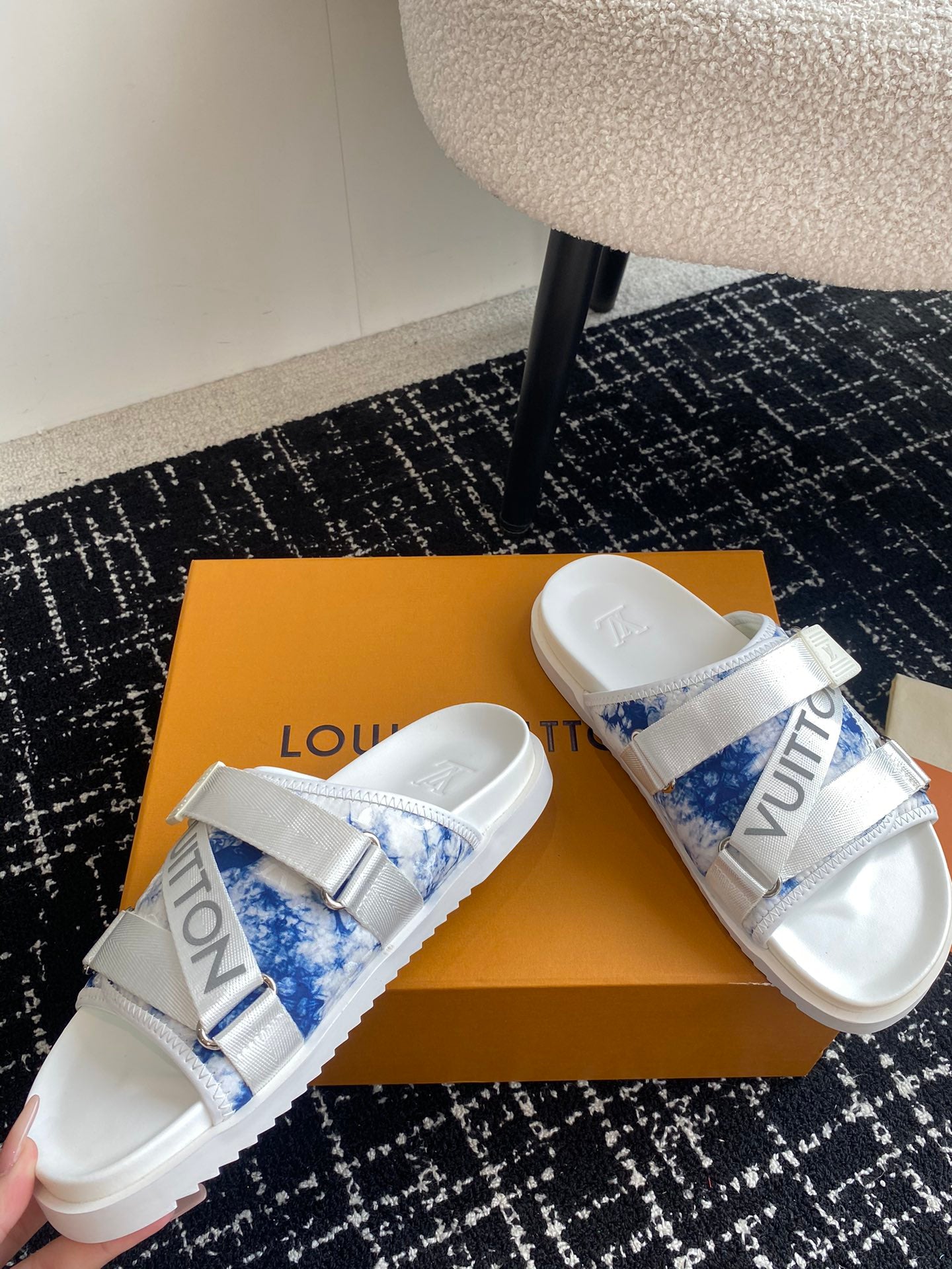 LuxluxHouse Best Quality Sandals Louis Vuitton