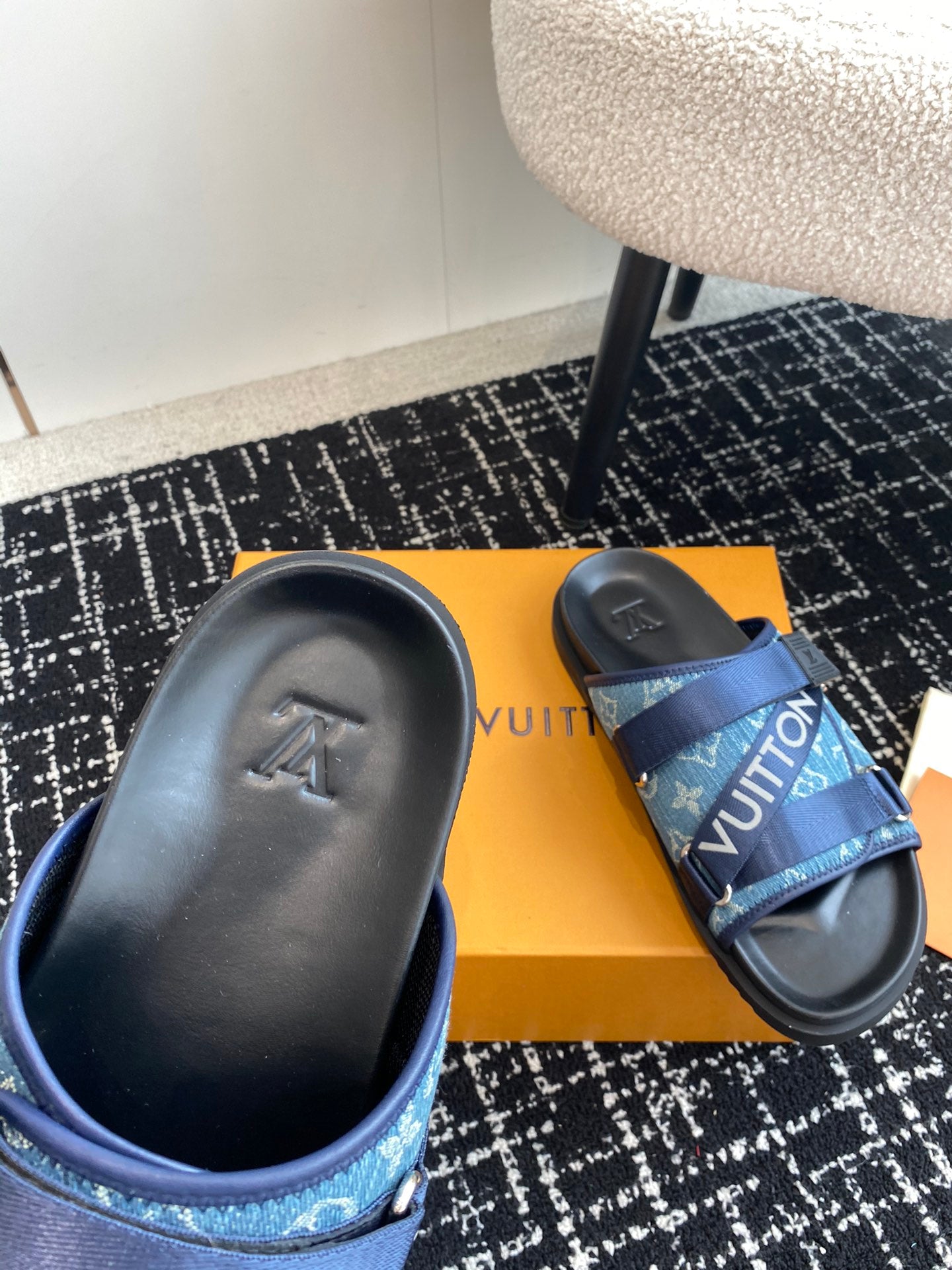 LuxluxHouse Best Quality Sandals Louis Vuitton