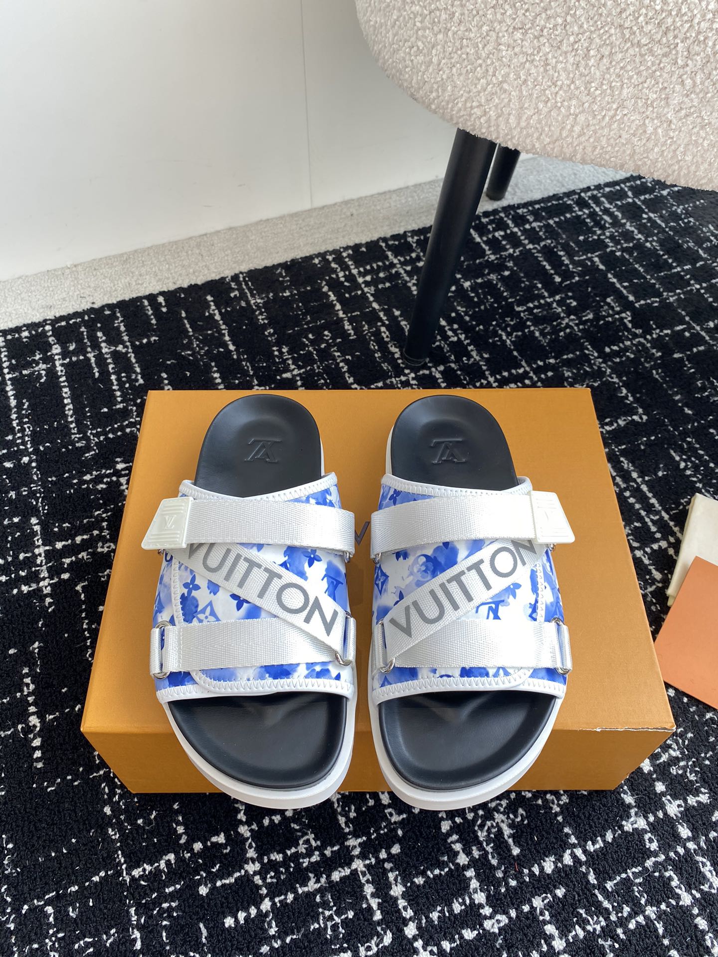 LuxluxHouse Best Quality Sandals Louis Vuitton