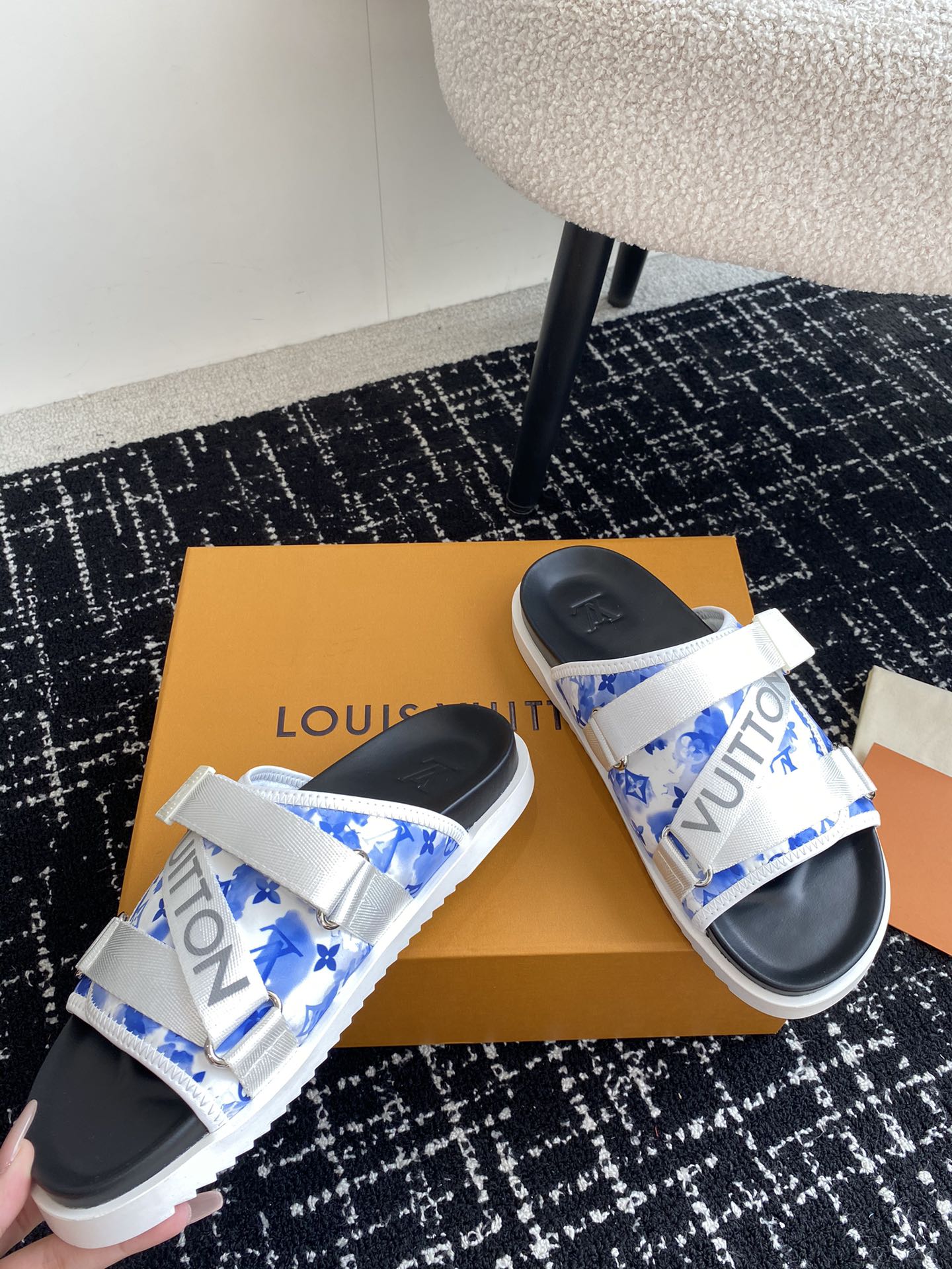 LuxluxHouse Best Quality Sandals Louis Vuitton