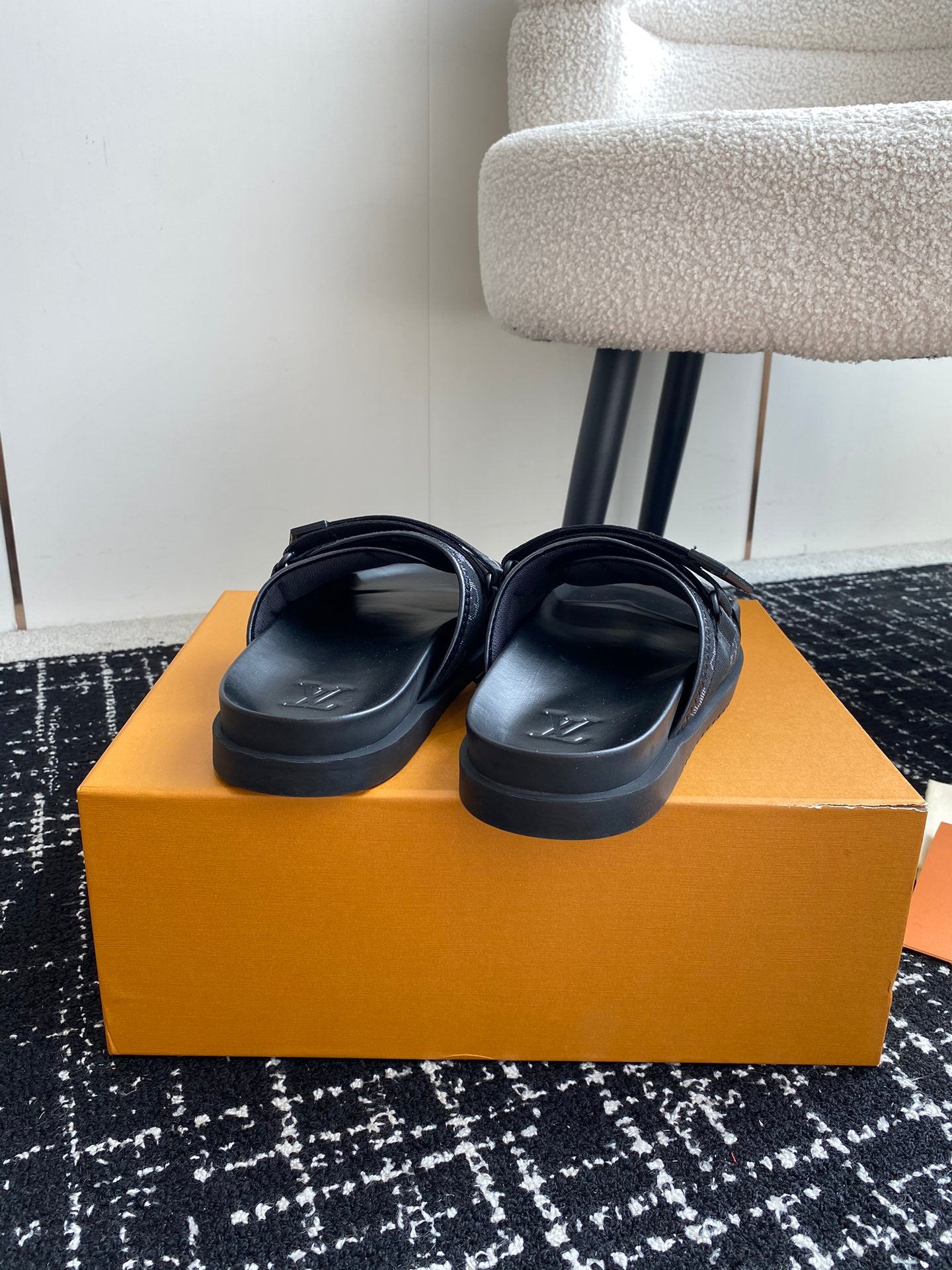 LuxluxHouse Best Quality Sandals Louis Vuitton
