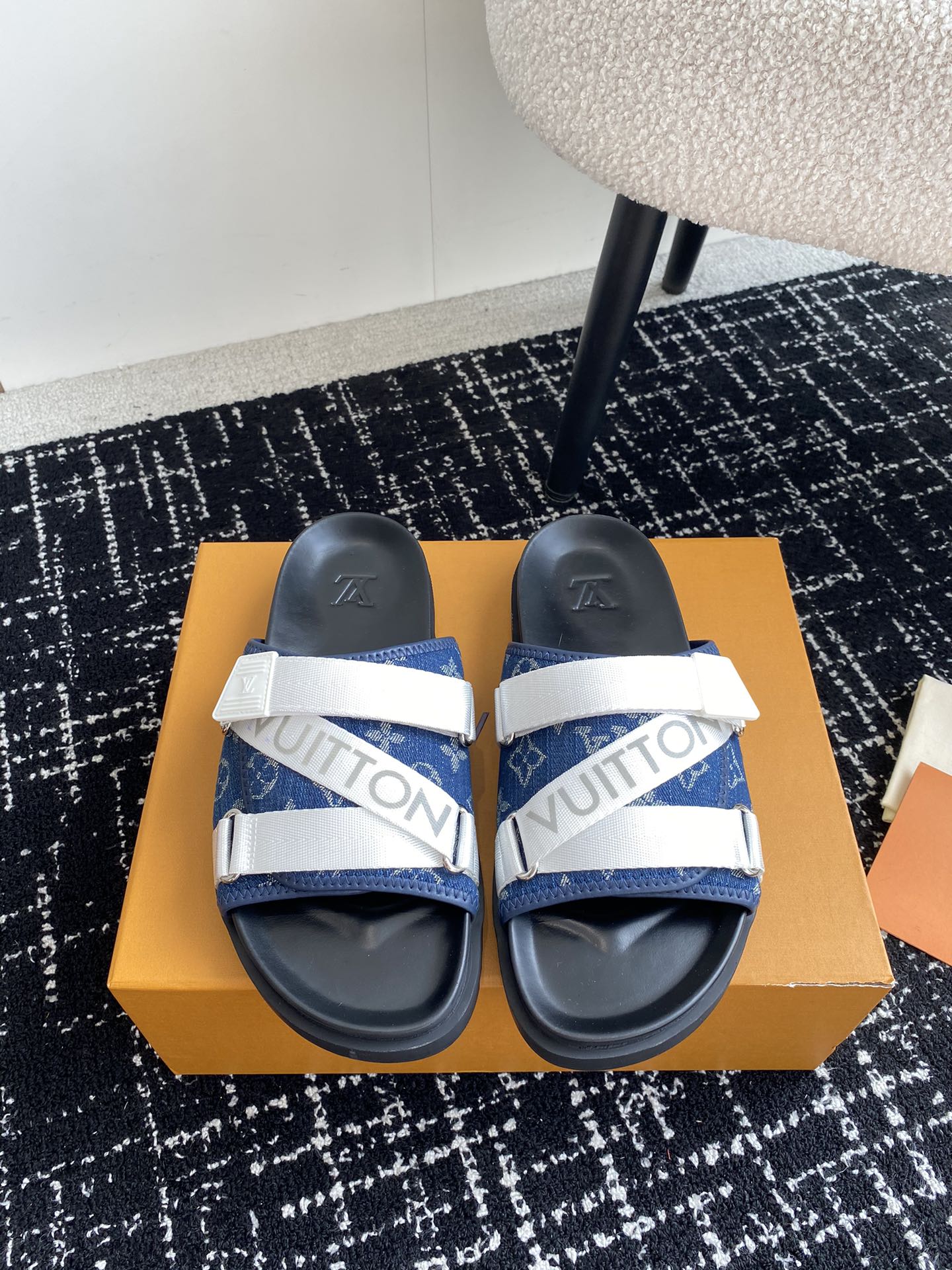 LuxluxHouse Best Quality Sandals Louis Vuitton