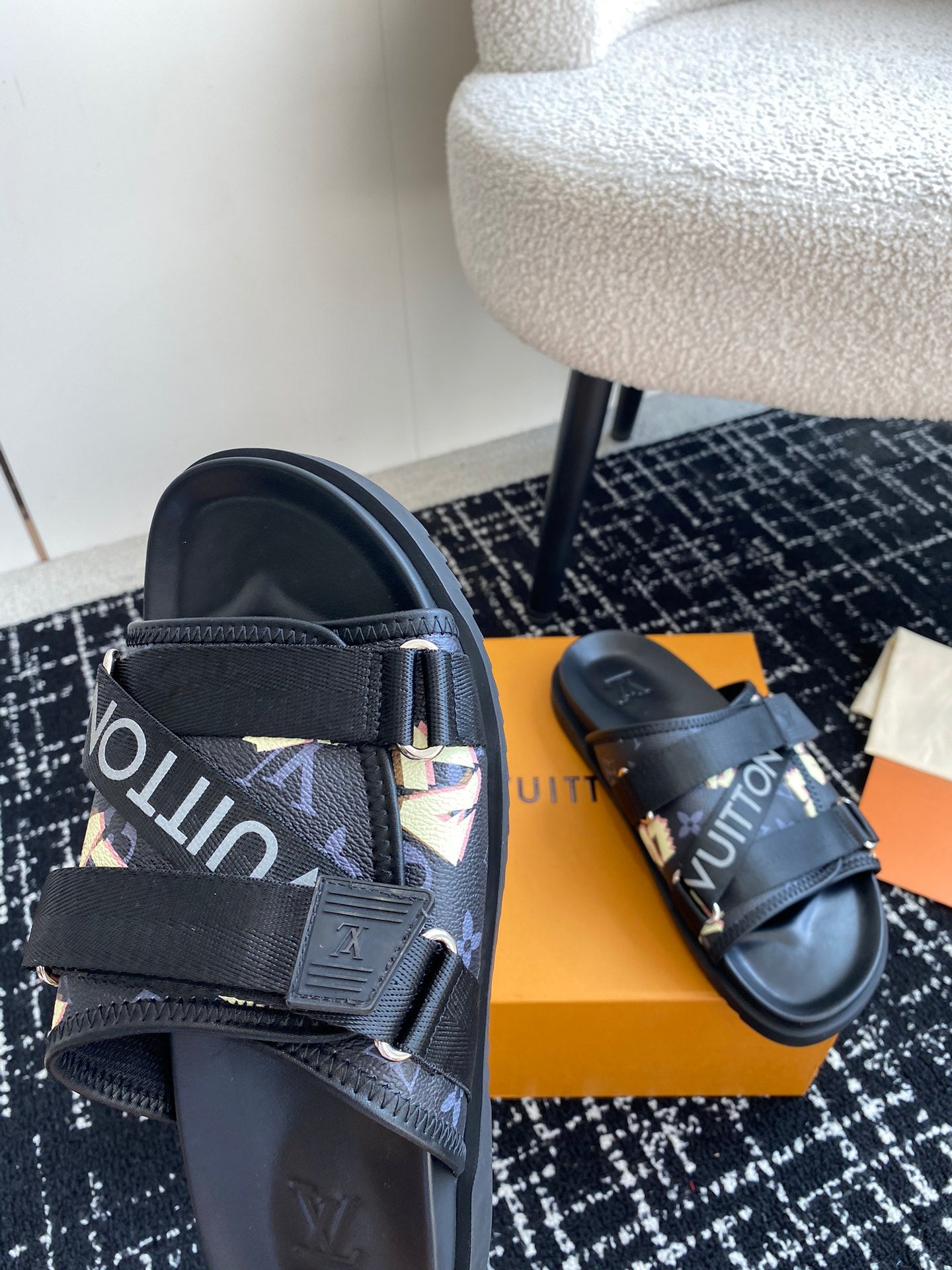 LuxluxHouse Best Quality Sandals Louis Vuitton
