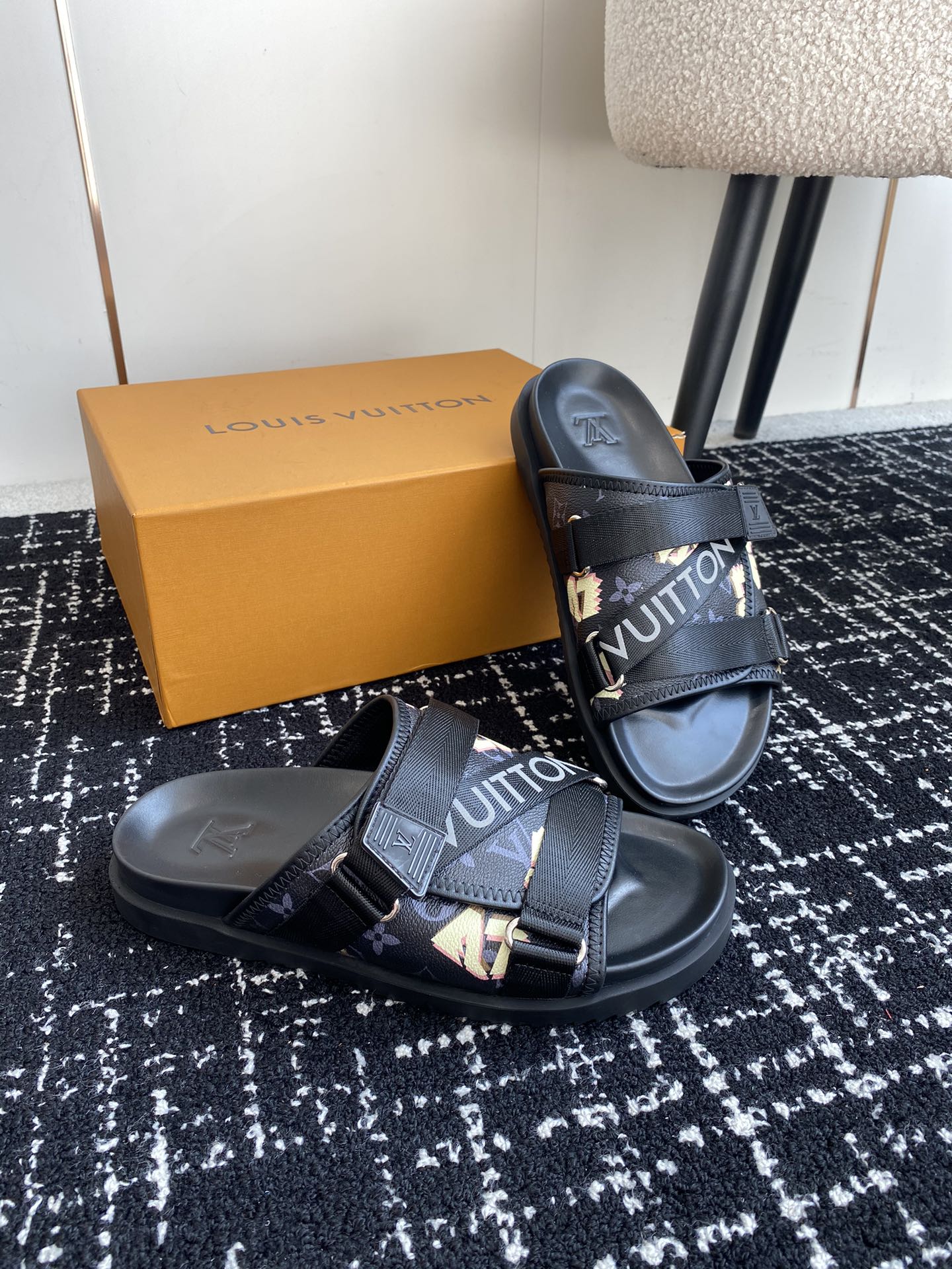 LuxluxHouse Best Quality Sandals Louis Vuitton