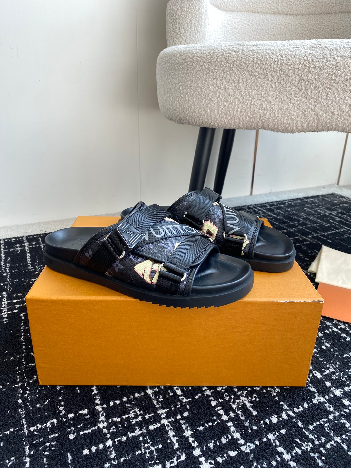 LuxluxHouse Best Quality Sandals Louis Vuitton