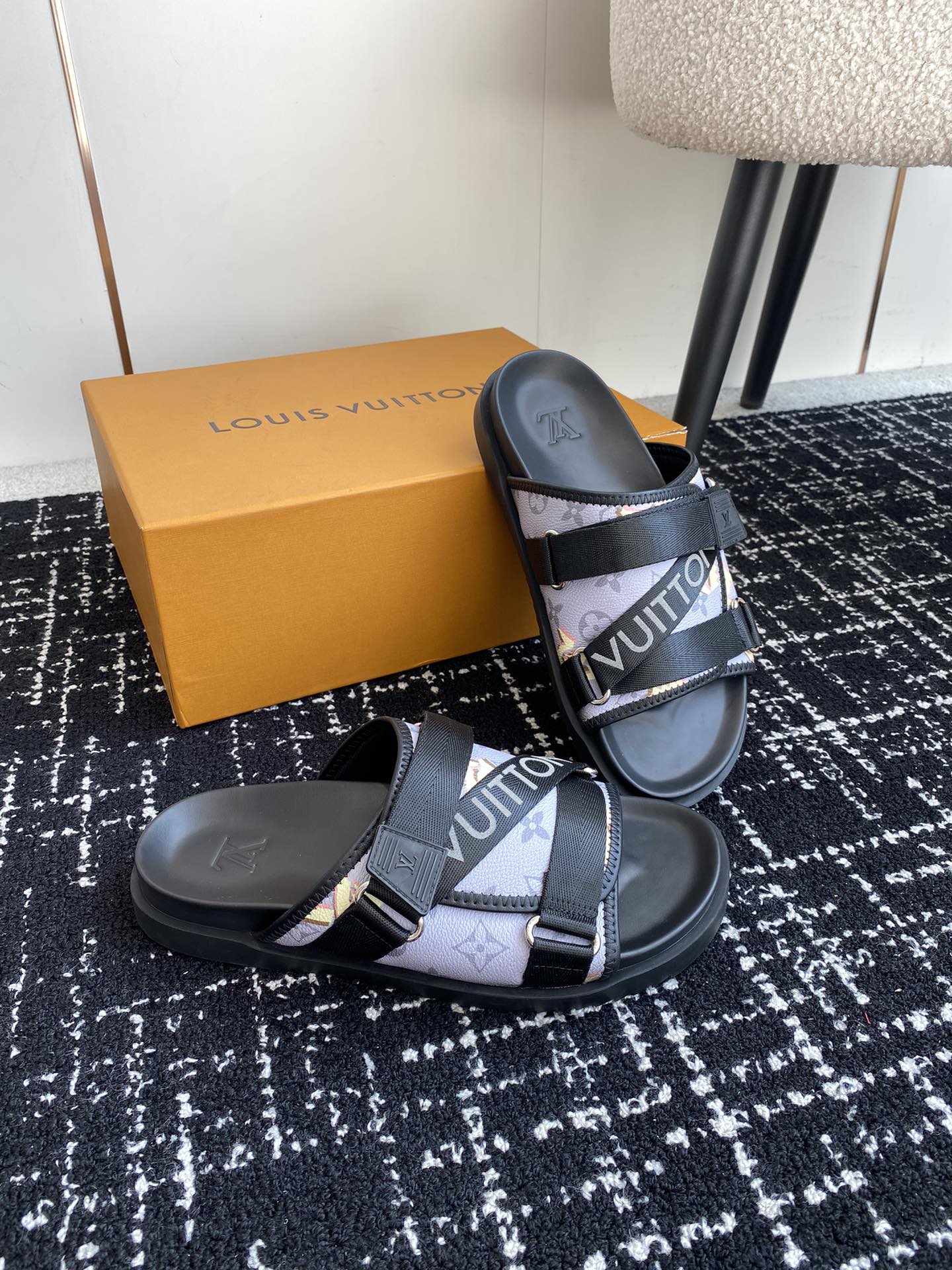 LuxluxHouse Best Quality Sandals Louis Vuitton