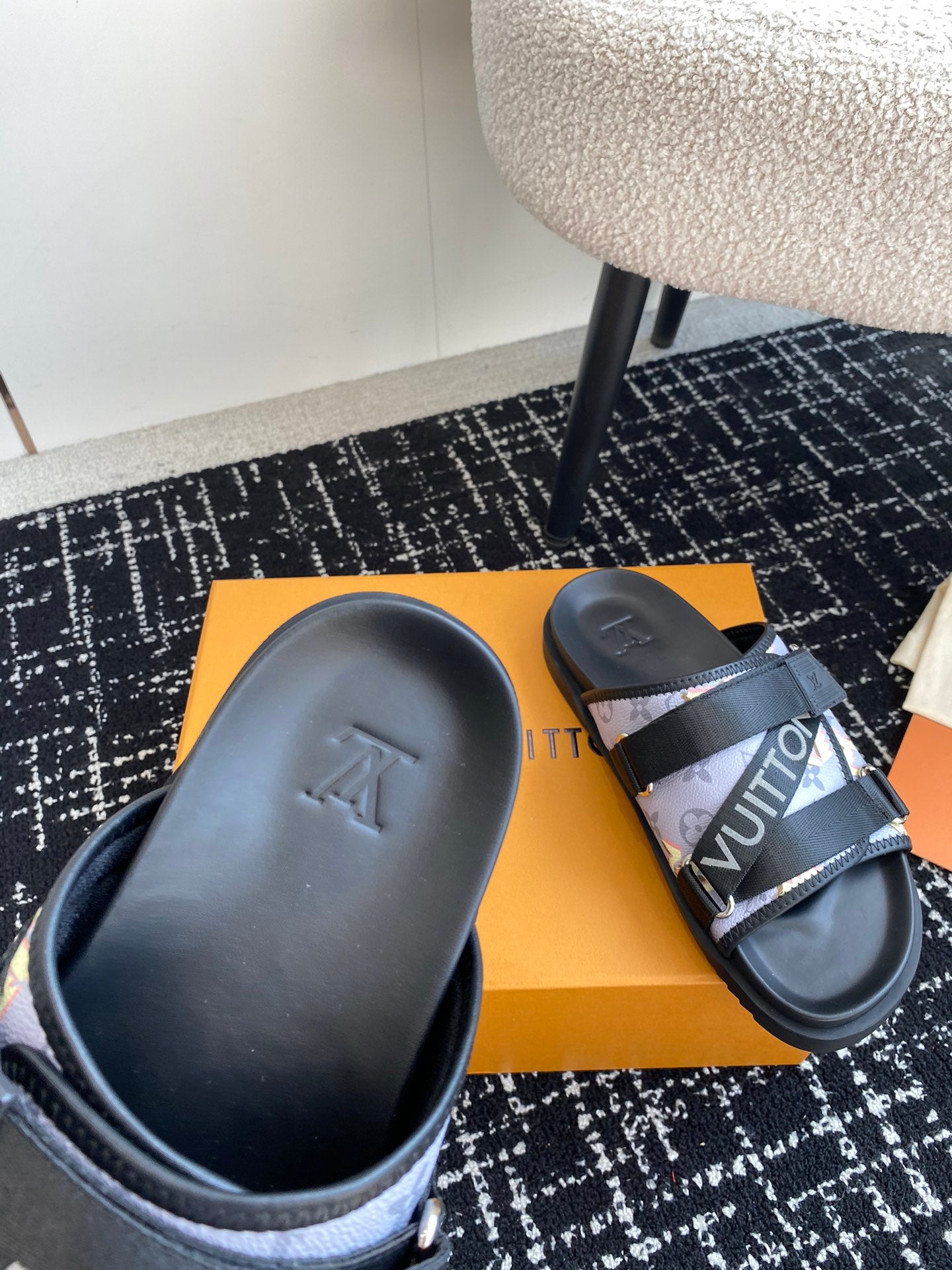 LuxluxHouse Best Quality Sandals Louis Vuitton