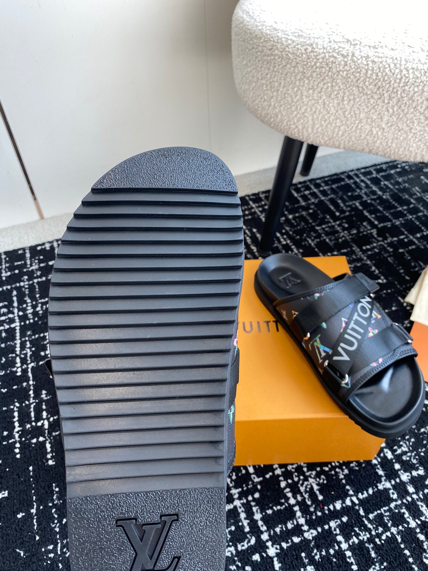 LuxluxHouse Best Quality Sandals Louis Vuitton