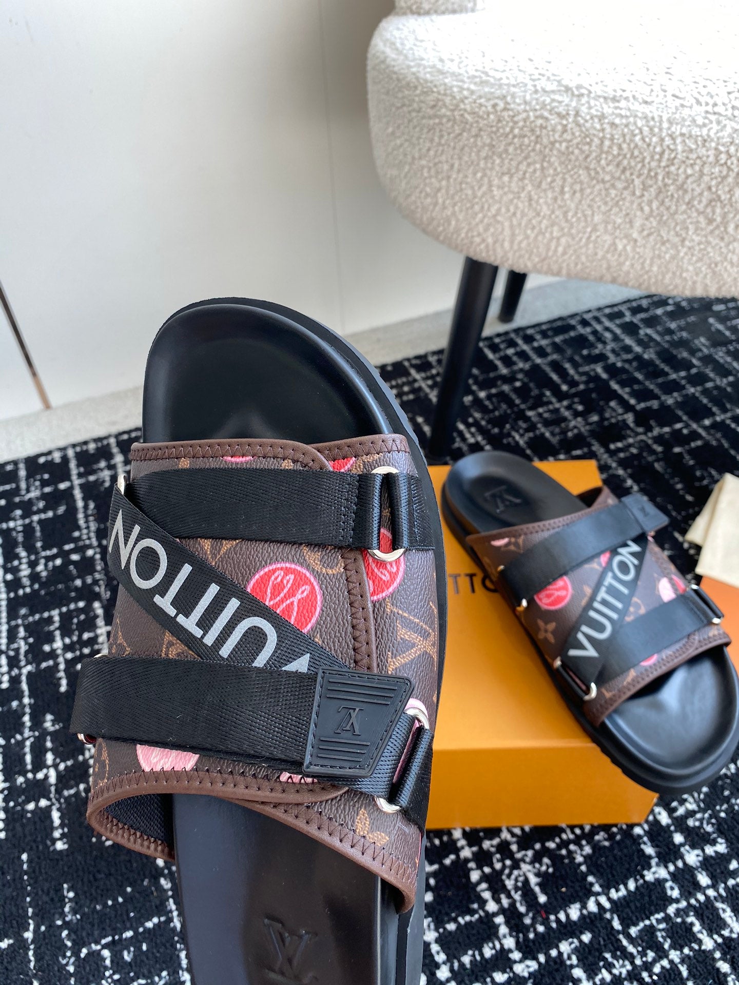 LuxluxHouse Best Quality Sandals Louis Vuitton